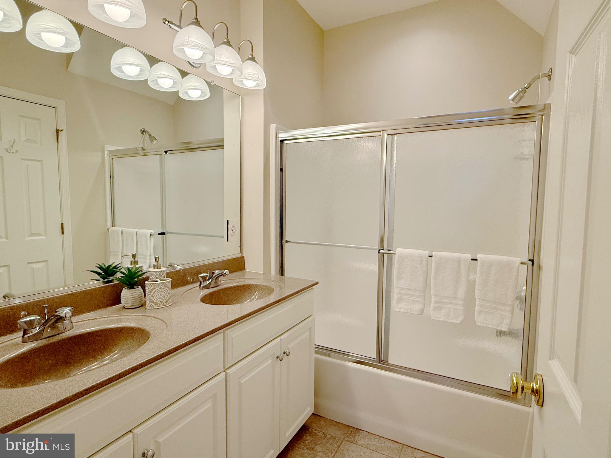 BEAR TRAP - Residential