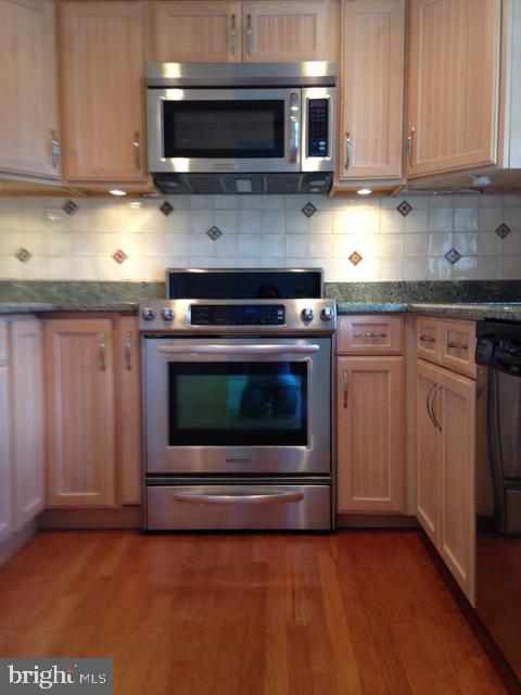 FAIRLINGTON VILLAGE - Residential Lease