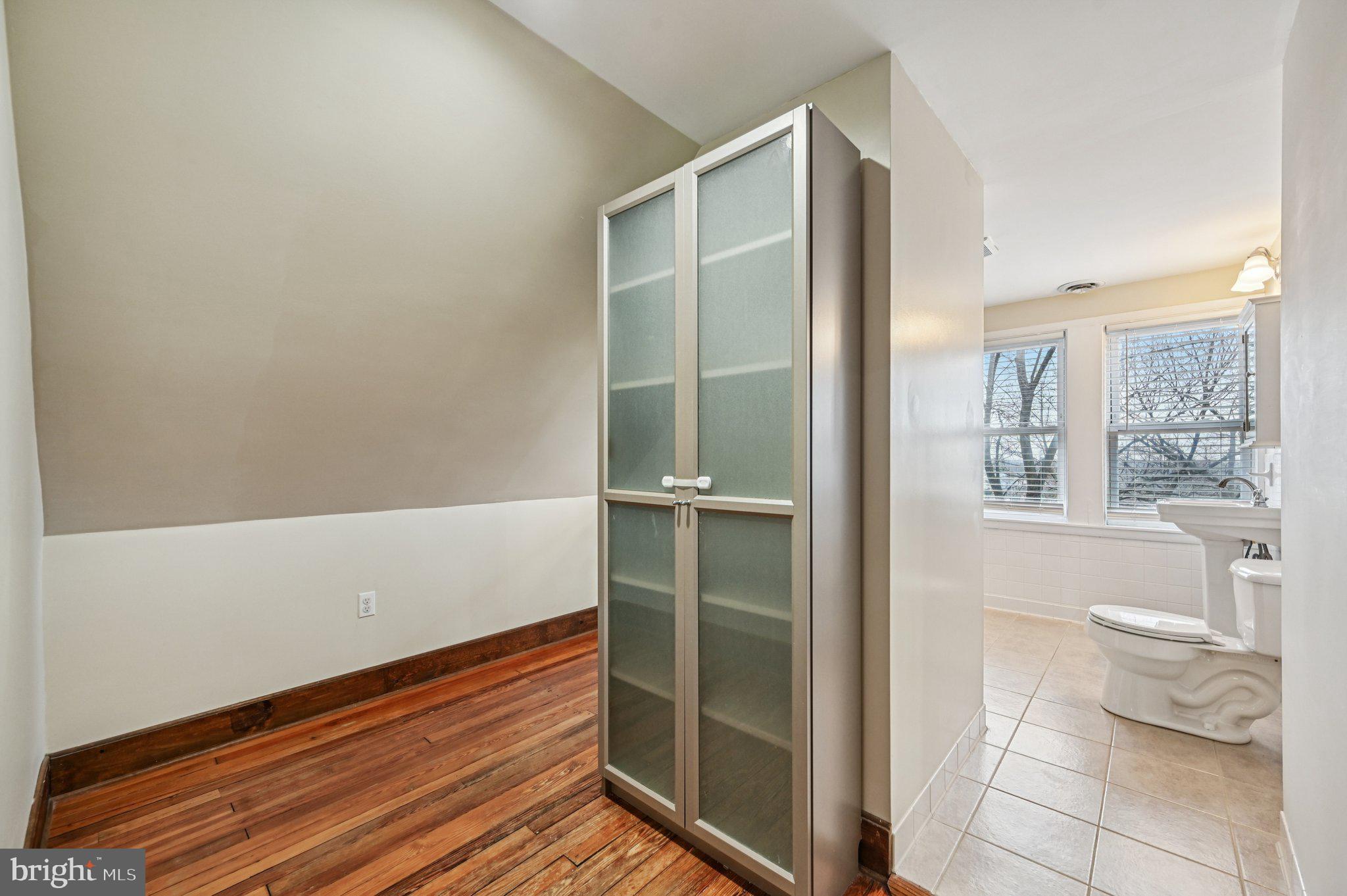 LAURAVILLE HISTORIC DISTRICT - Residential