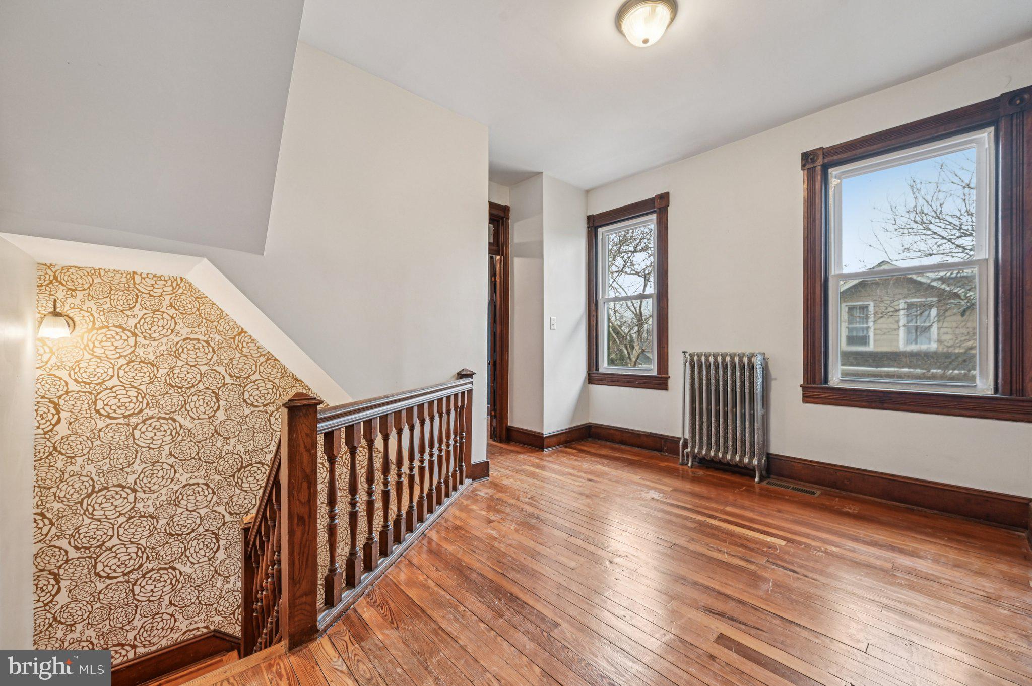 LAURAVILLE HISTORIC DISTRICT - Residential