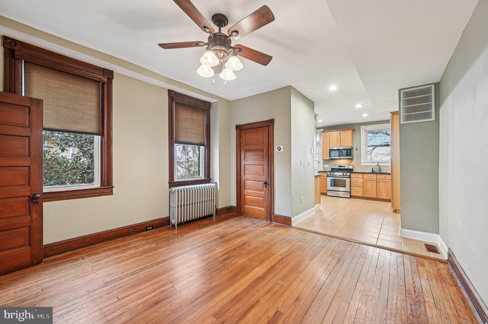 LAURAVILLE HISTORIC DISTRICT - Residential