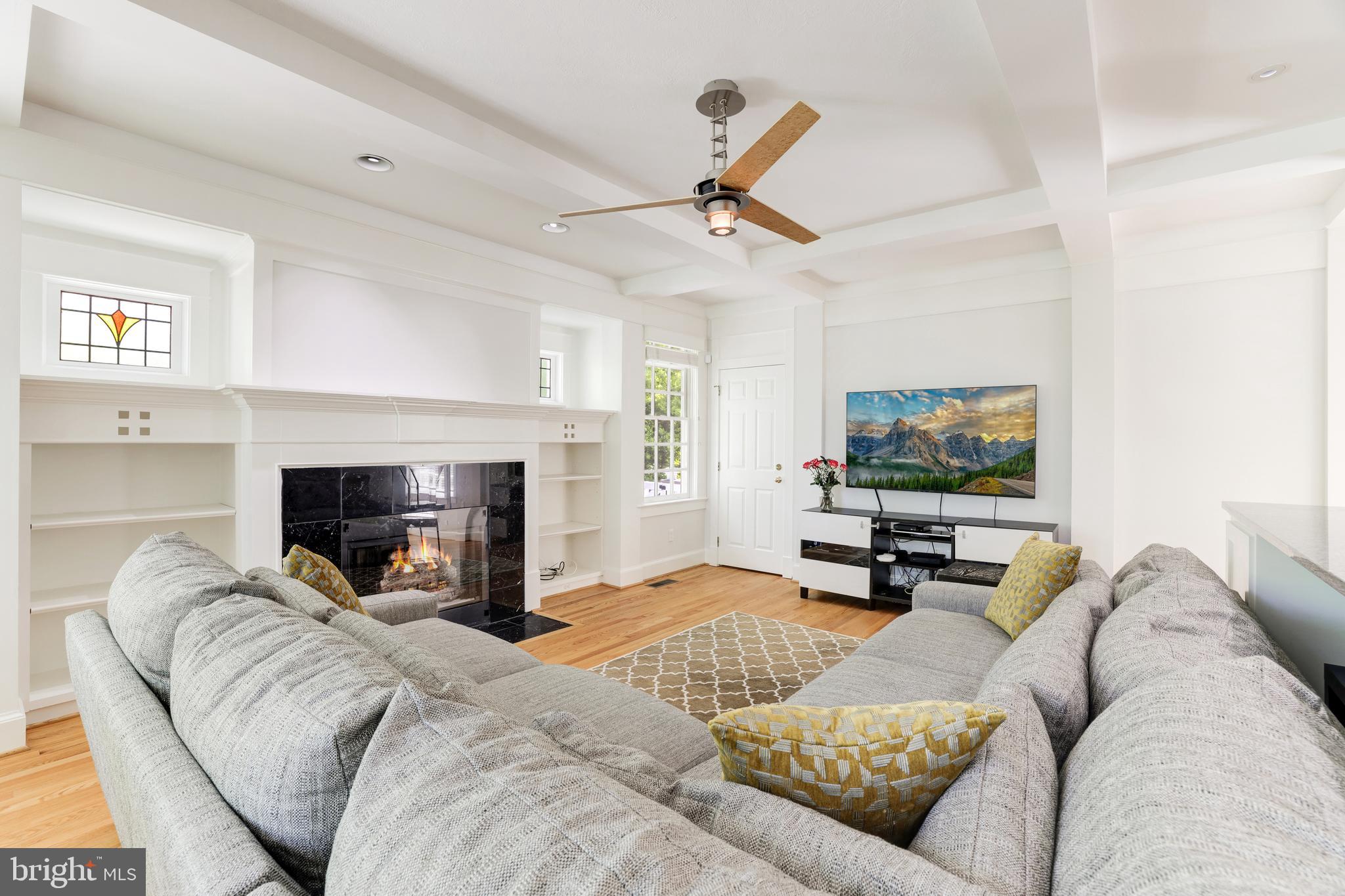 KIRBY KNOLL - Residential