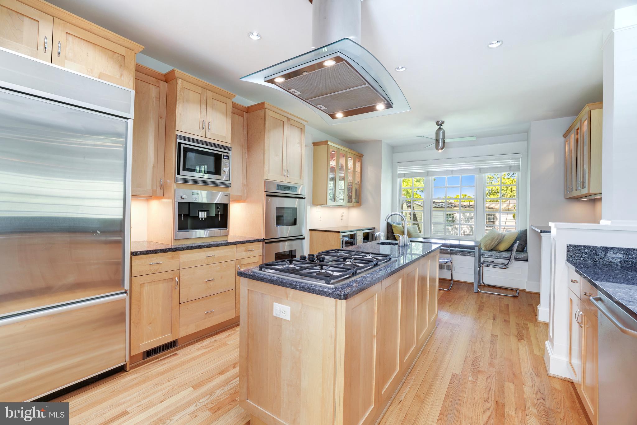 KIRBY KNOLL - Residential