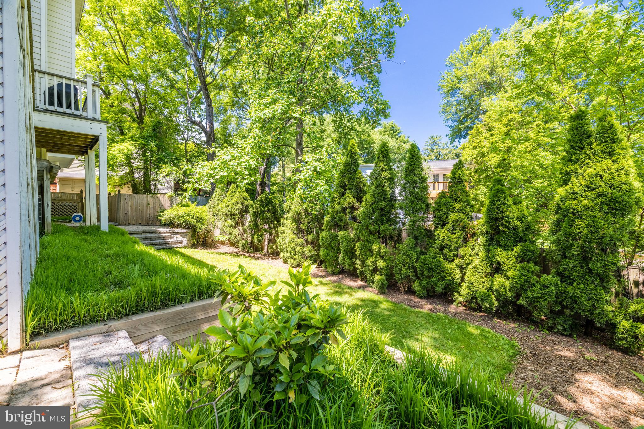 KIRBY KNOLL - Residential