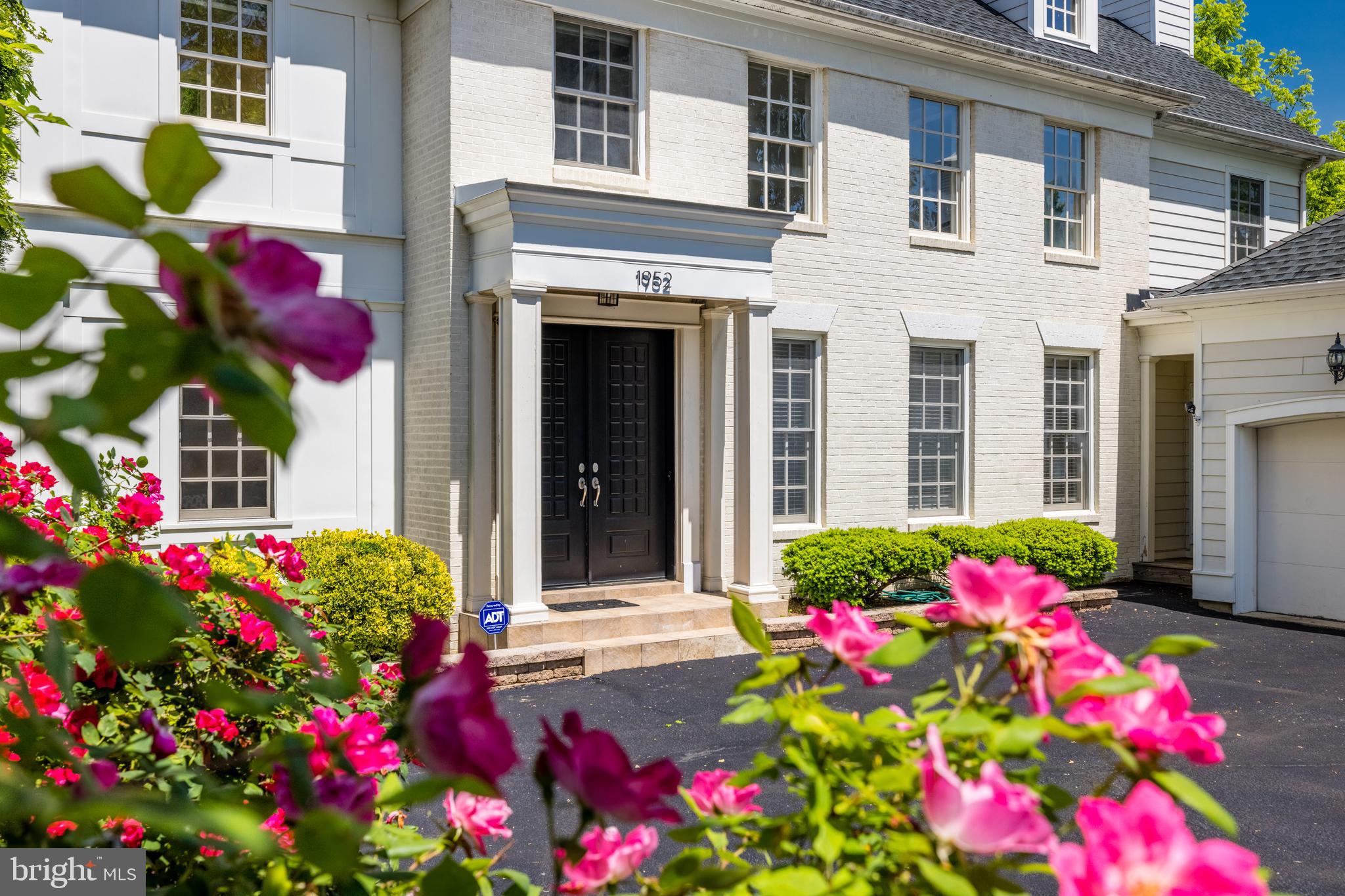 KIRBY KNOLL - Residential