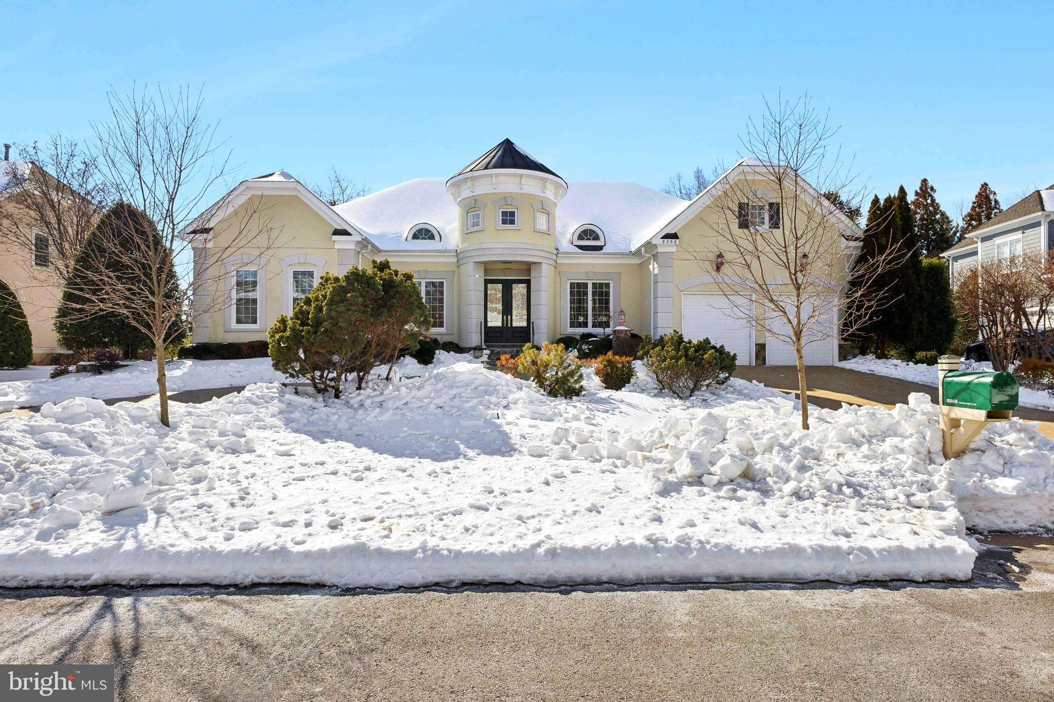 8268 ROXBOROUGH LOOP