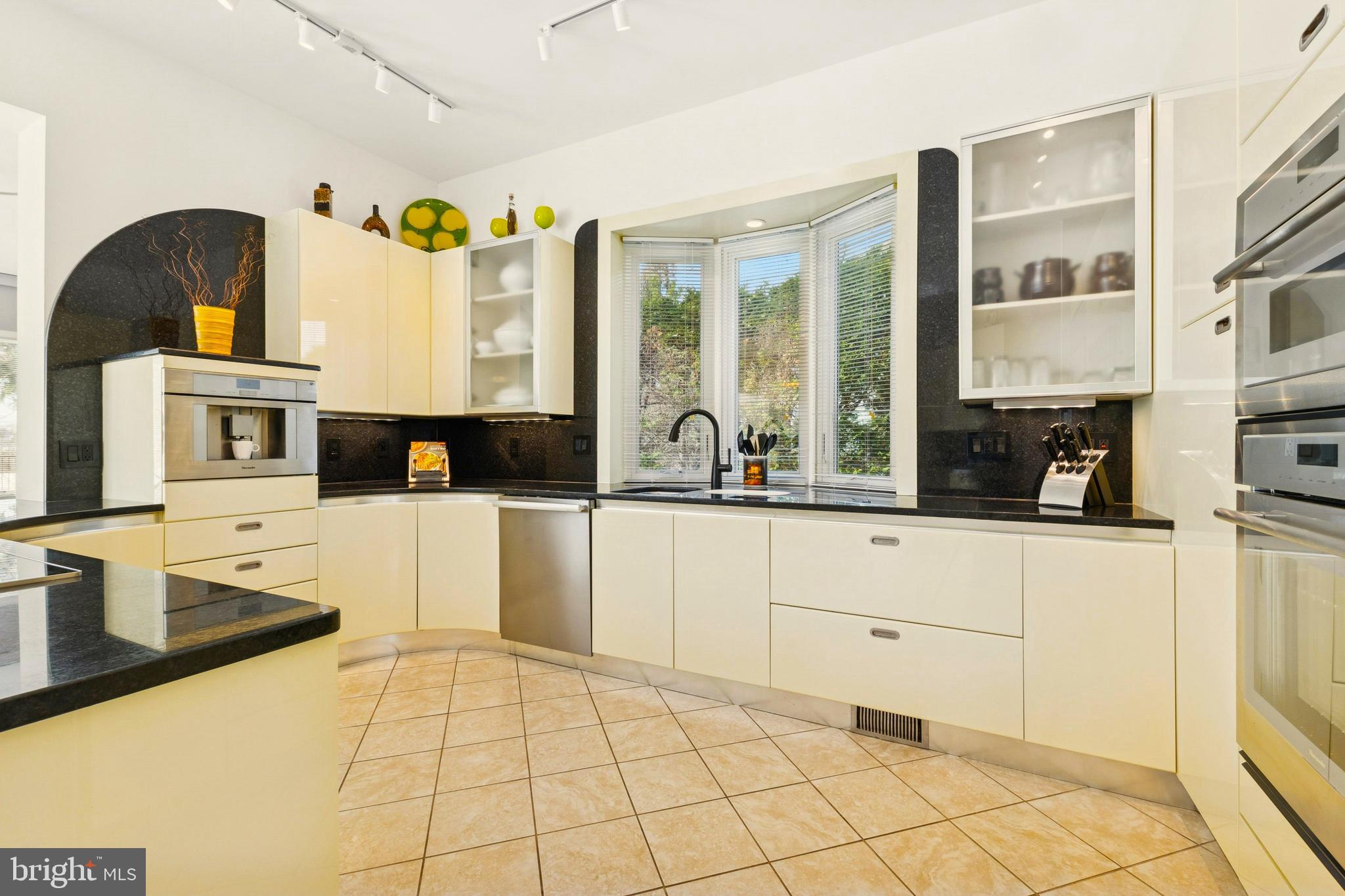 LAKE MANASSAS - Residential