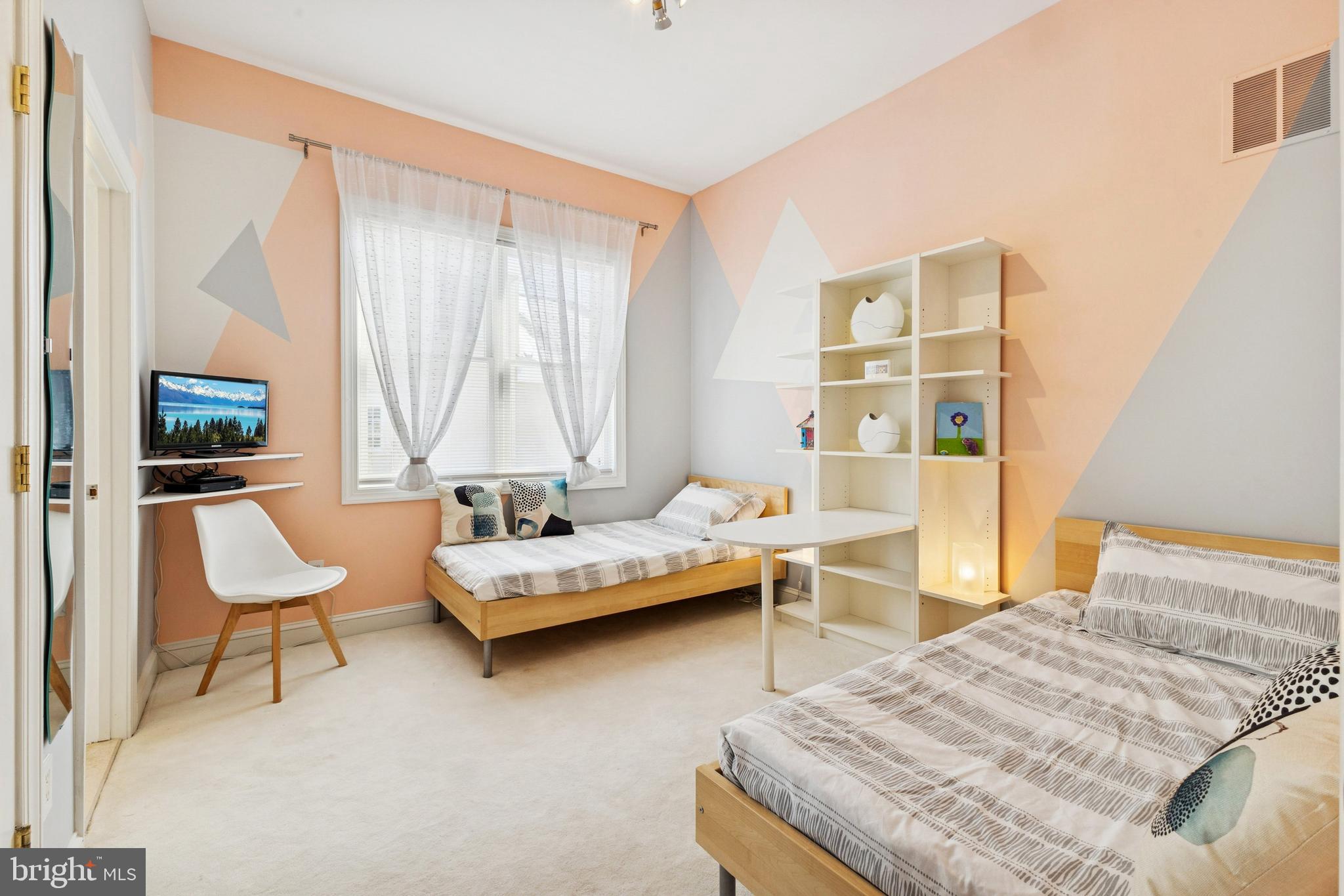 LAKE MANASSAS - Residential