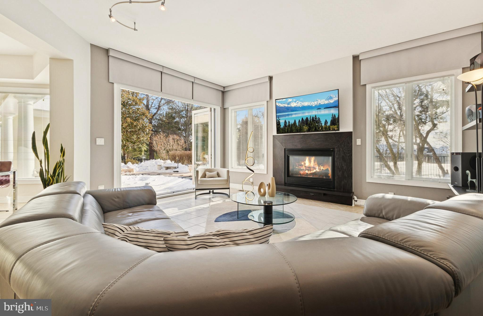 LAKE MANASSAS - Residential