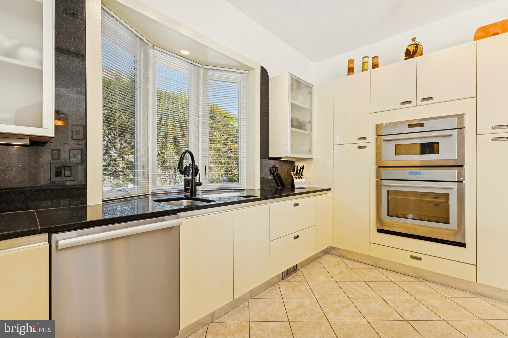 LAKE MANASSAS - Residential