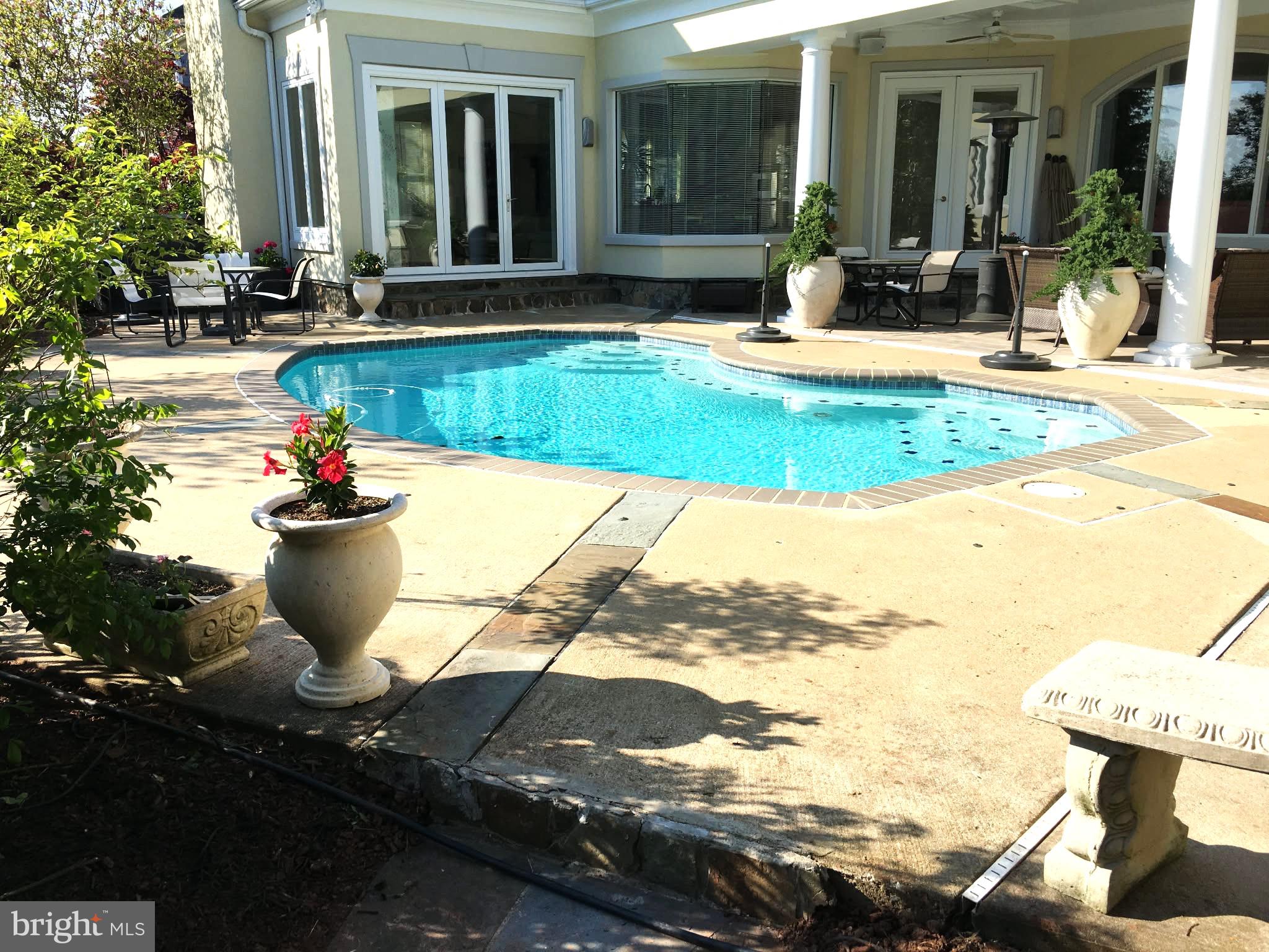 LAKE MANASSAS - Residential