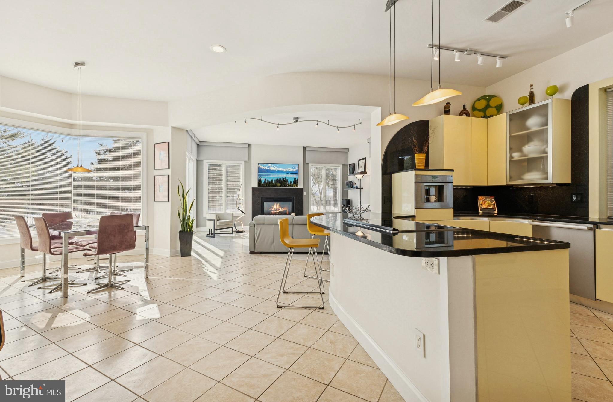 LAKE MANASSAS - Residential