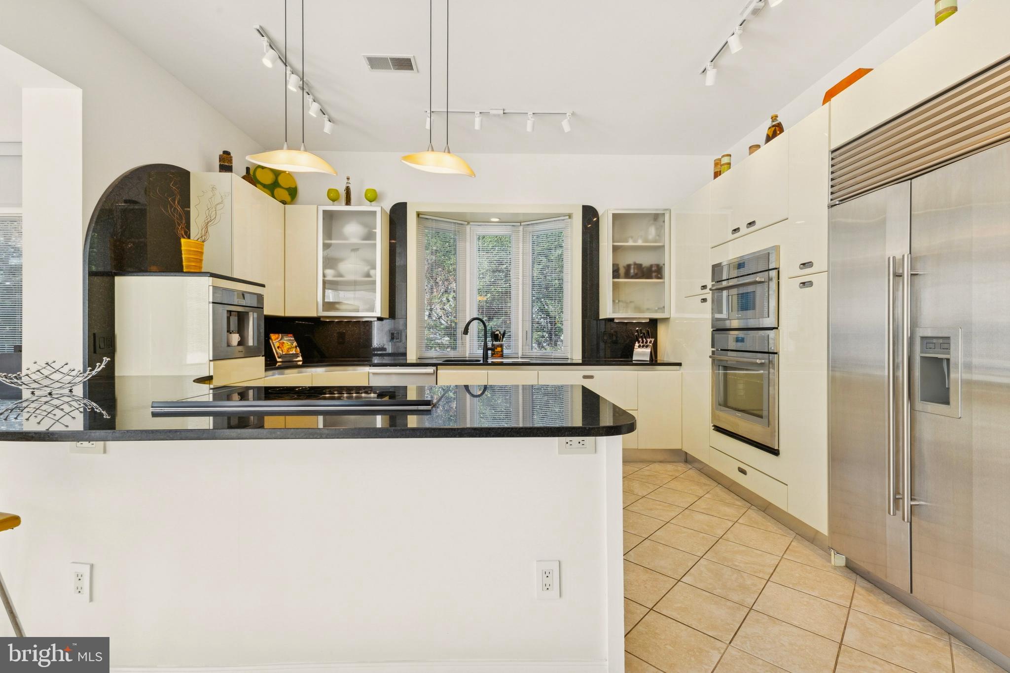 LAKE MANASSAS - Residential