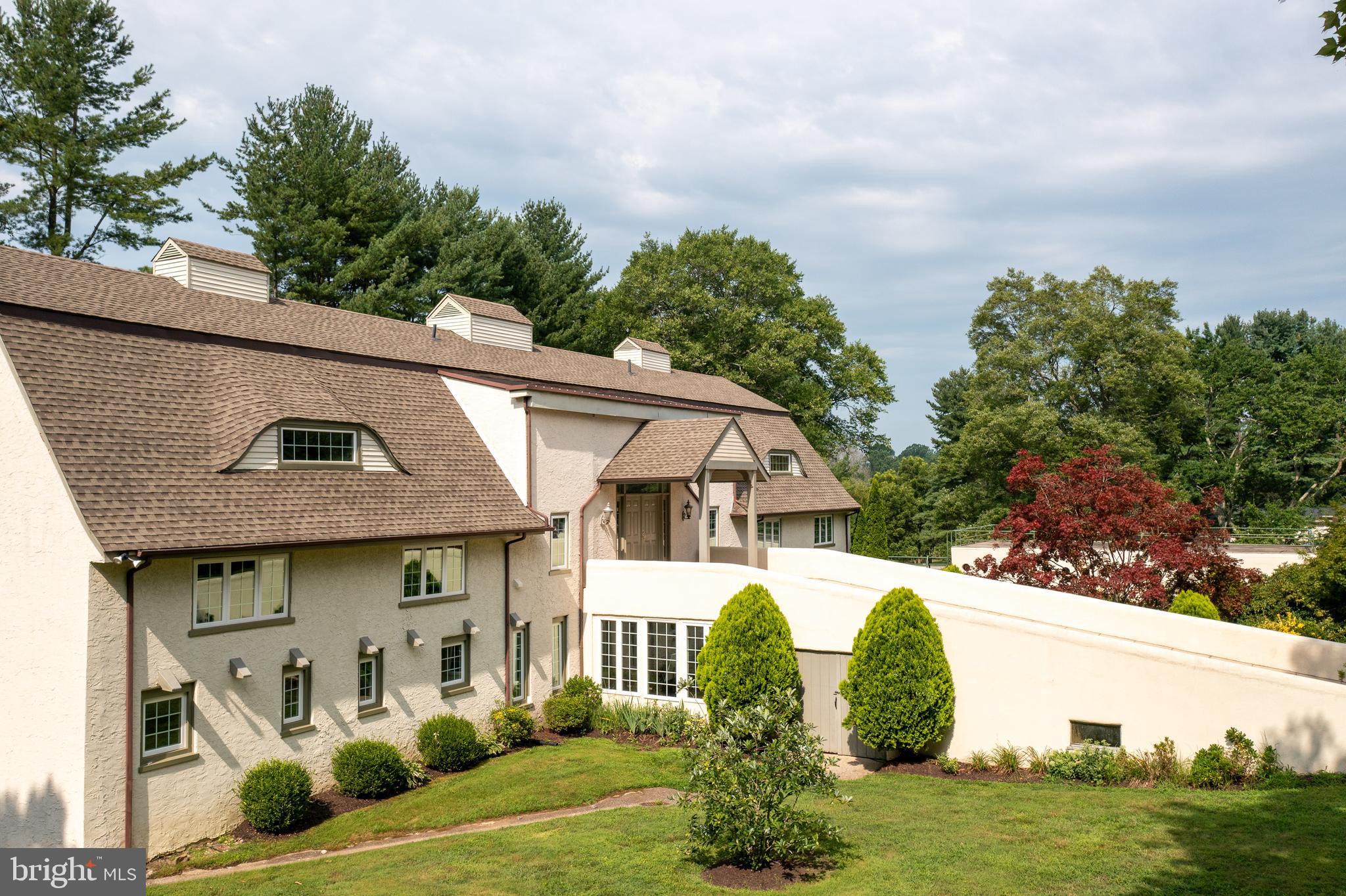208 HAYSTACK LANE