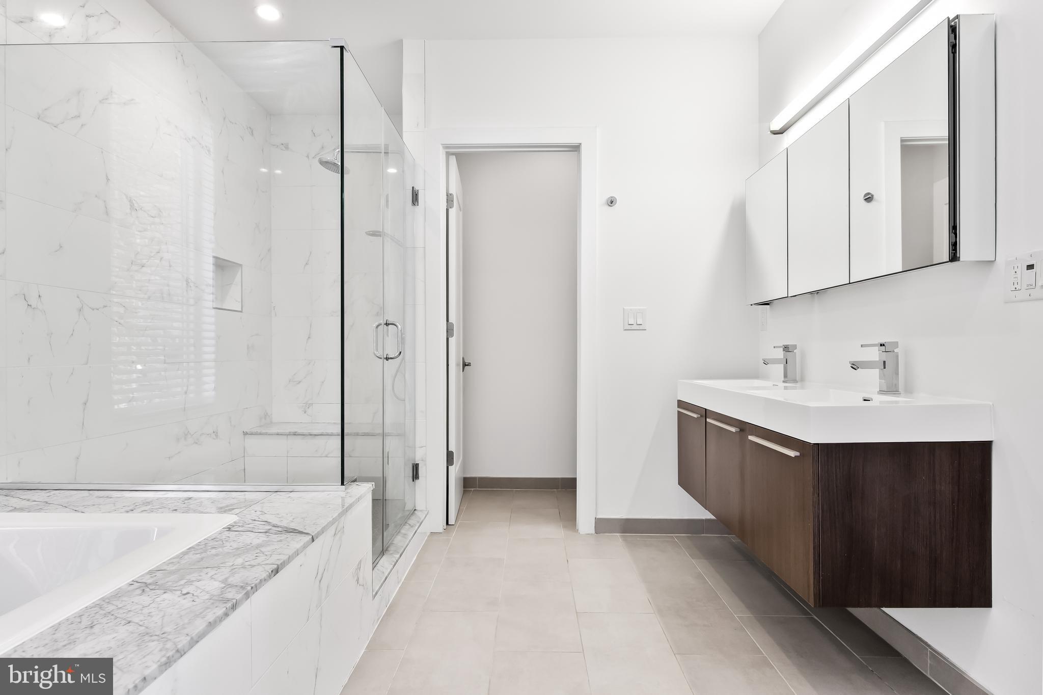 FISHTOWN - Residential Lease