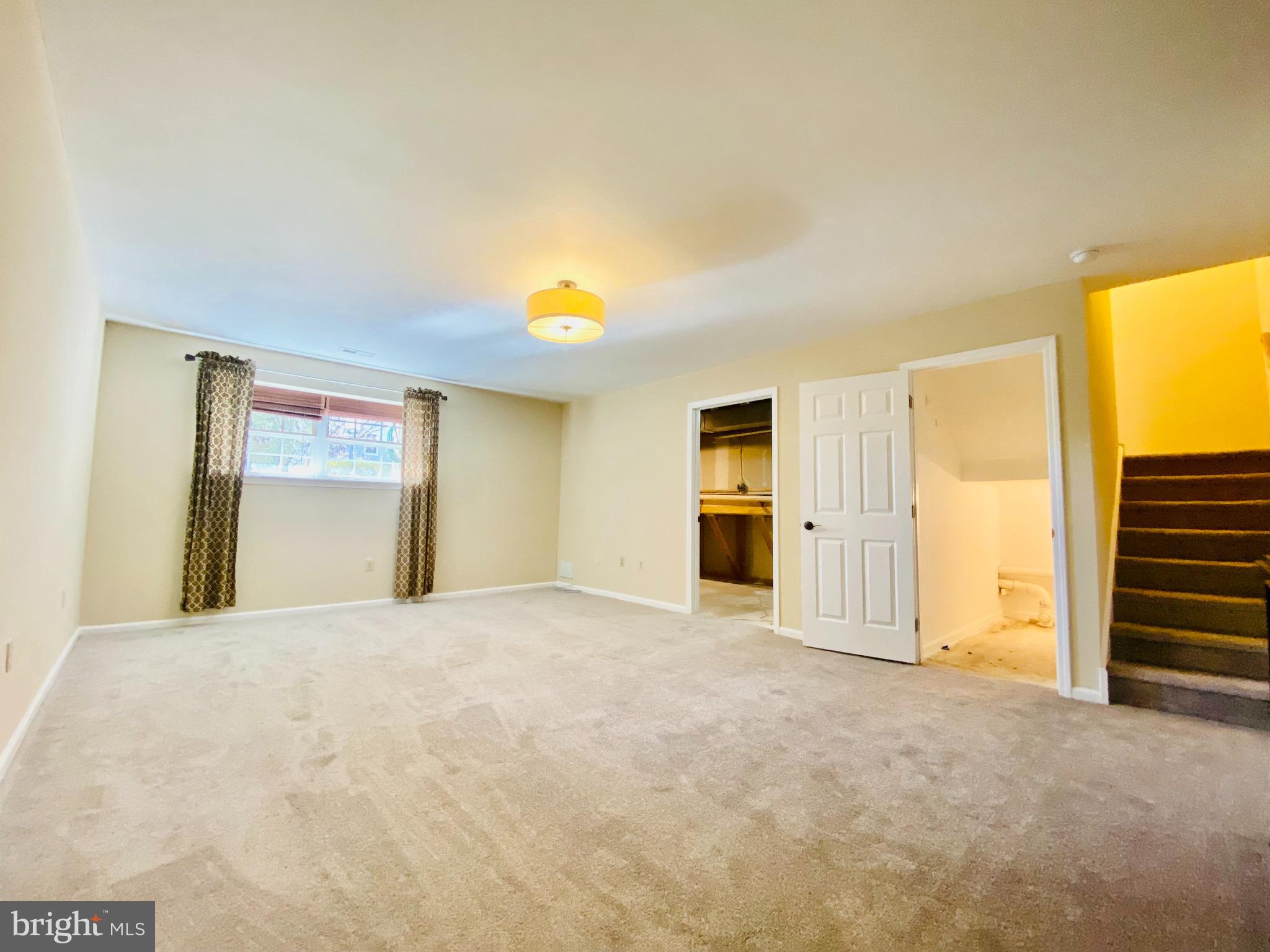 HERITAGE PARK - Residential Lease