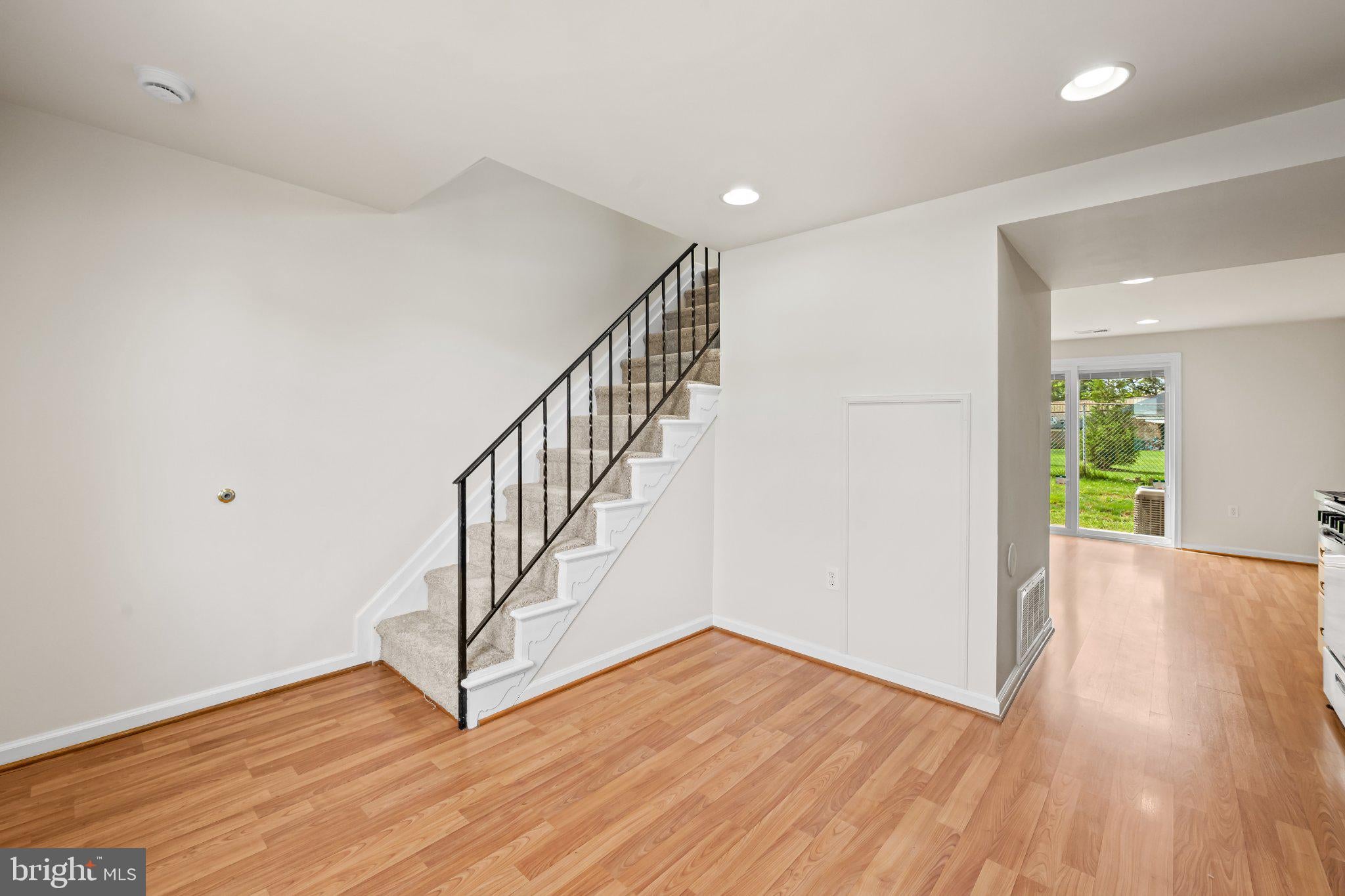28 CARROLL VIEW AVENUE 28