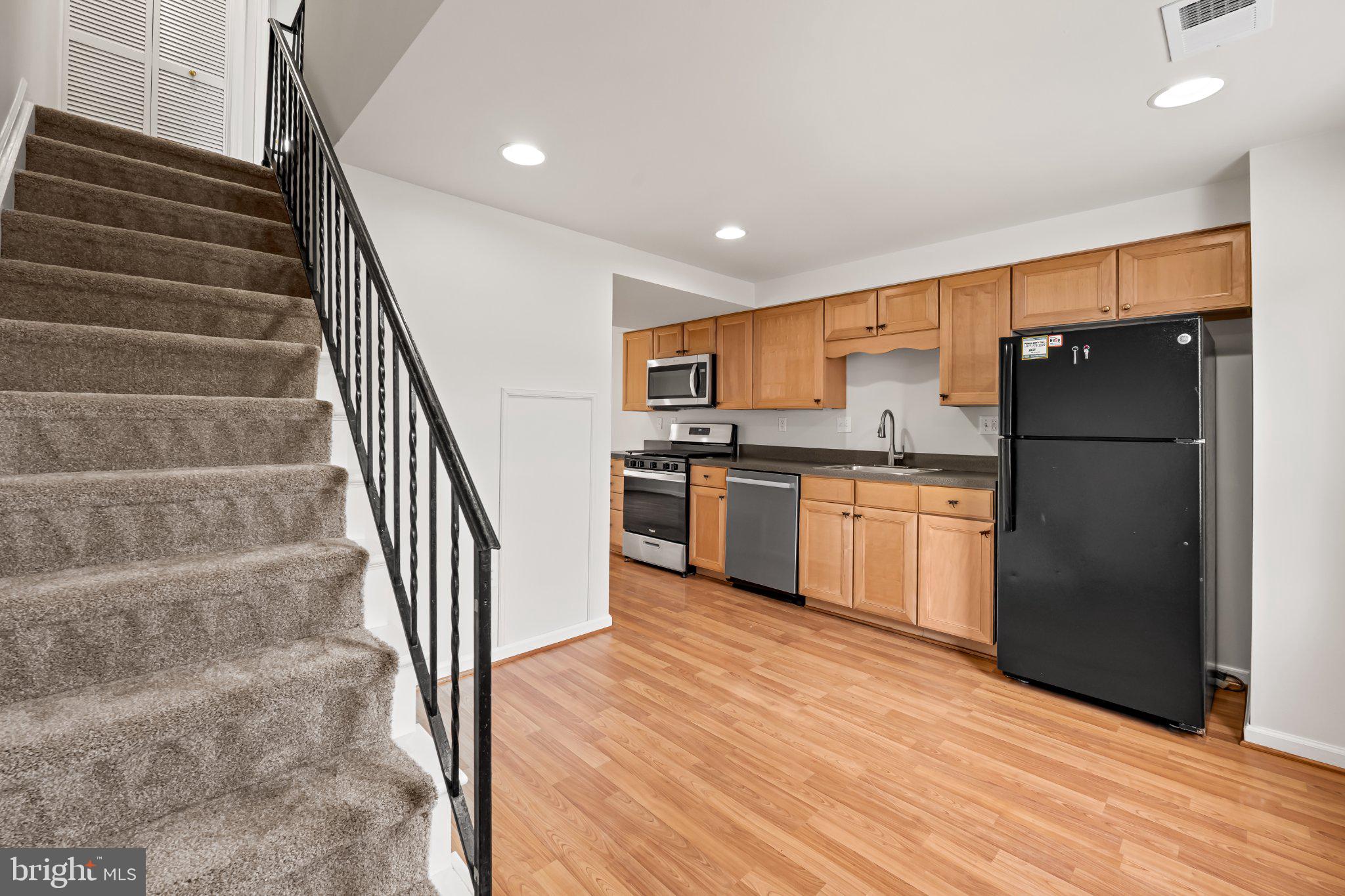 28 CARROLL VIEW AVENUE 28