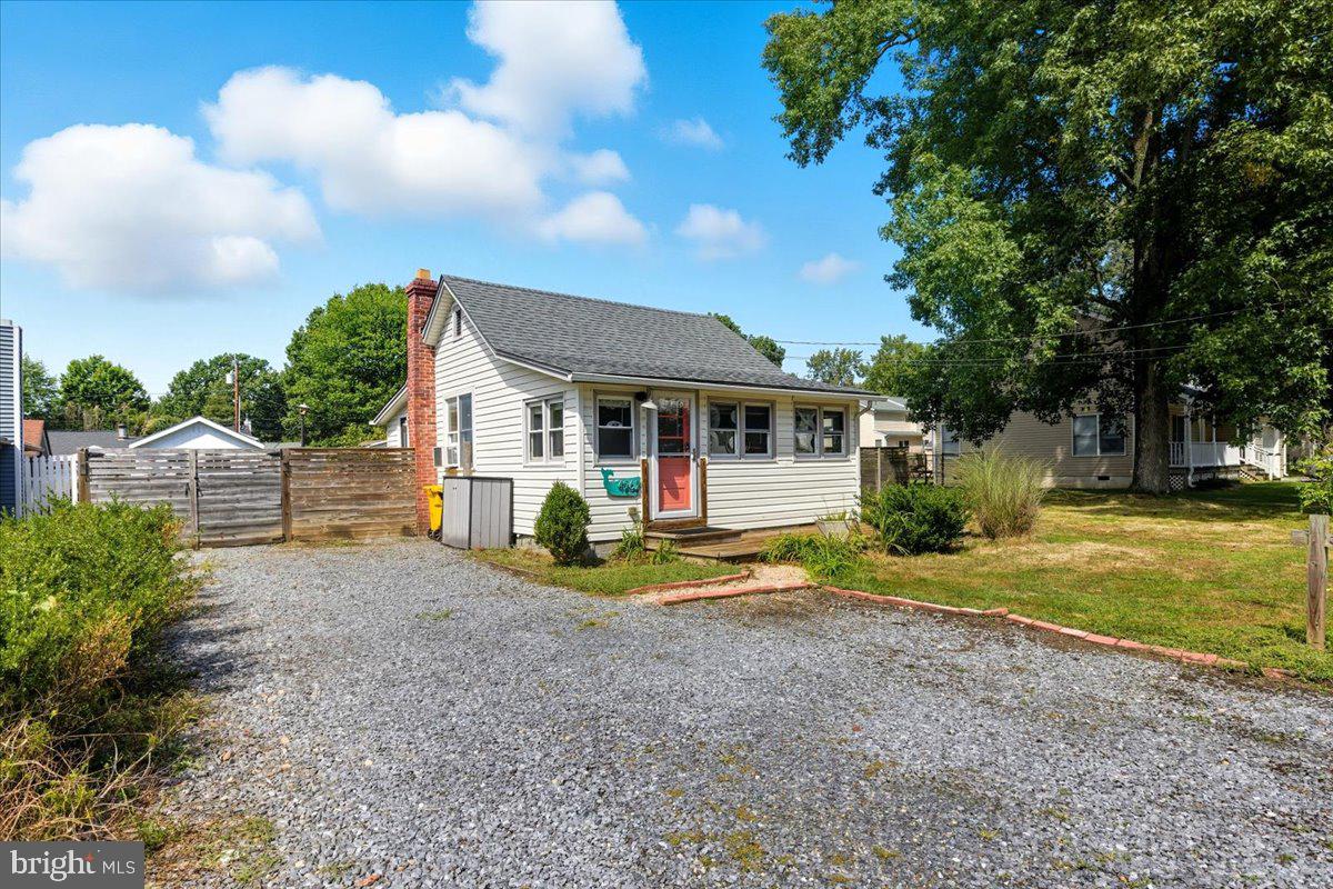 AVALON SHORES - Residential