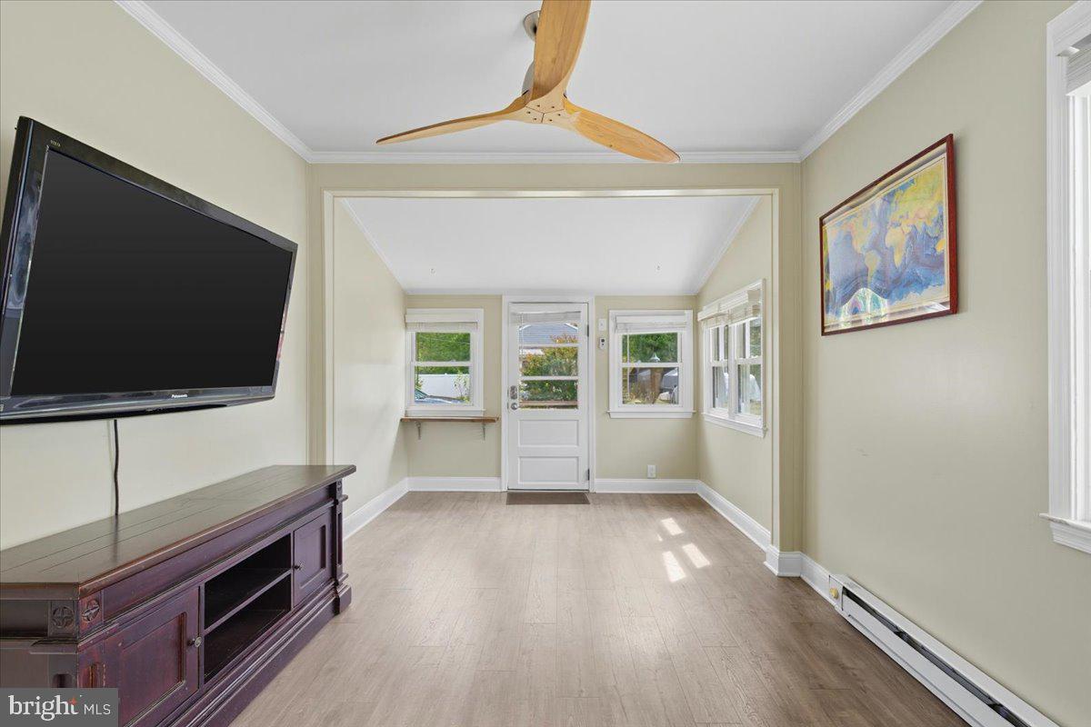 AVALON SHORES - Residential