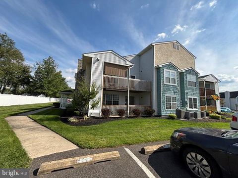 Photo of 309 Whittier Court, SEWELL, NJ 08080 (MLS # NJGL2065024)