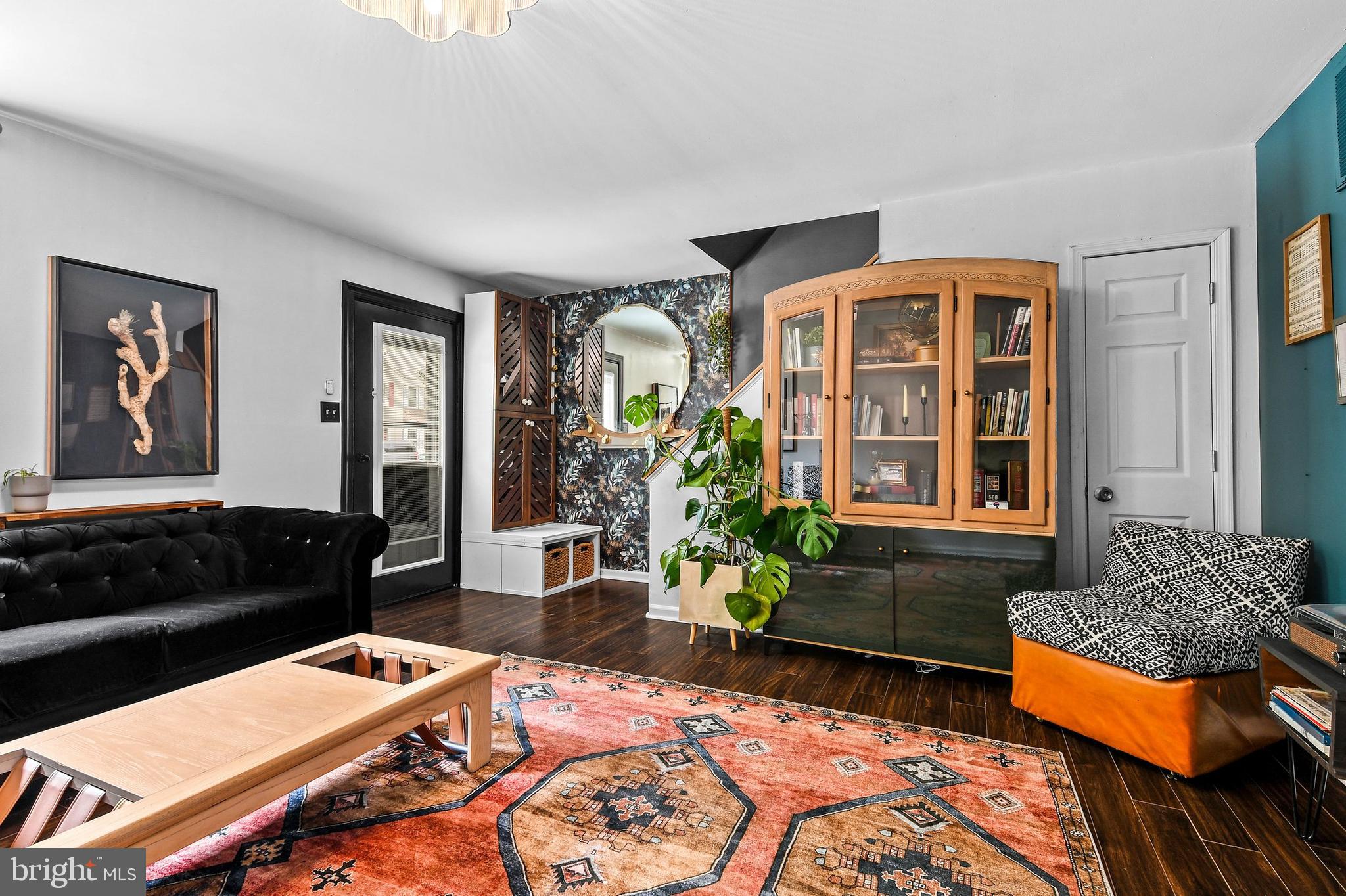 9821 MAURY LANE