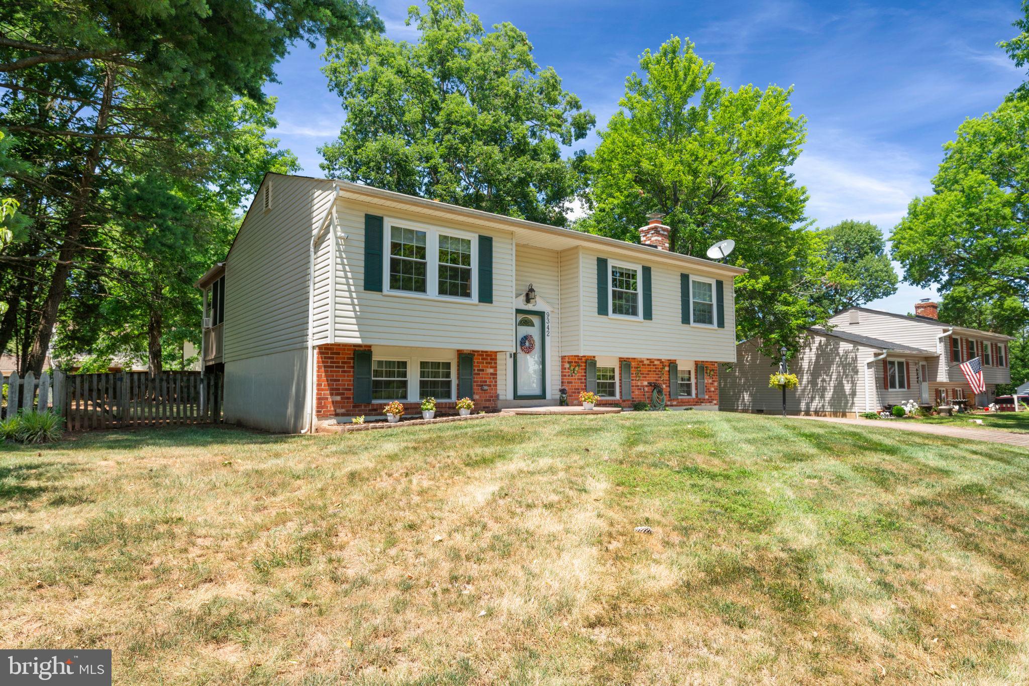 POINT OF WOODS - Residential