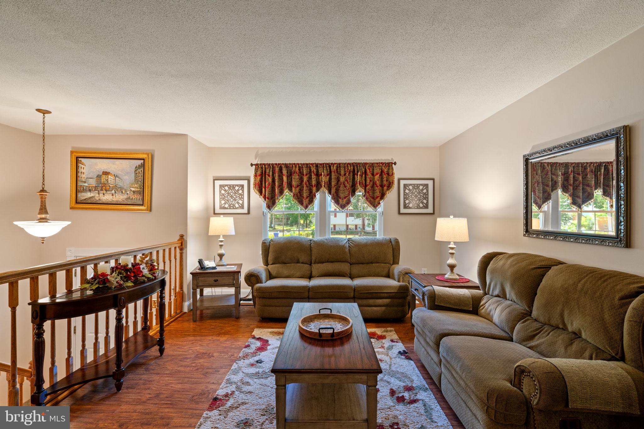 POINT OF WOODS - Residential