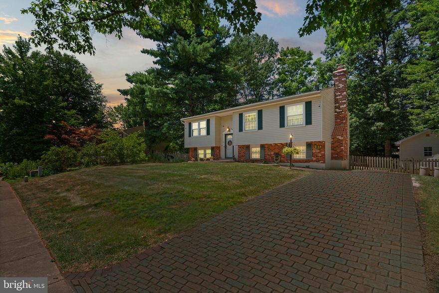 Beautifully maintained home with many updates!  Newer roof, windows, granite, appliances and more.  Brick pavers on the driveway and front walkway welcome you home.  Three bedrooms (plus bonus room in basement), Two full baths.  3-season room off dining room leading out to deck with stairs to fully fenced rear yard!  Ceiling fans throughout! Be sure to check out the large shed built on concrete foundation with electricity.  Great commuter location - close to major highways and only a mile from the Virginia Railway Express!  Enjoy the Old Town Farmers Market as well as the many festivals, shops and restaurants!