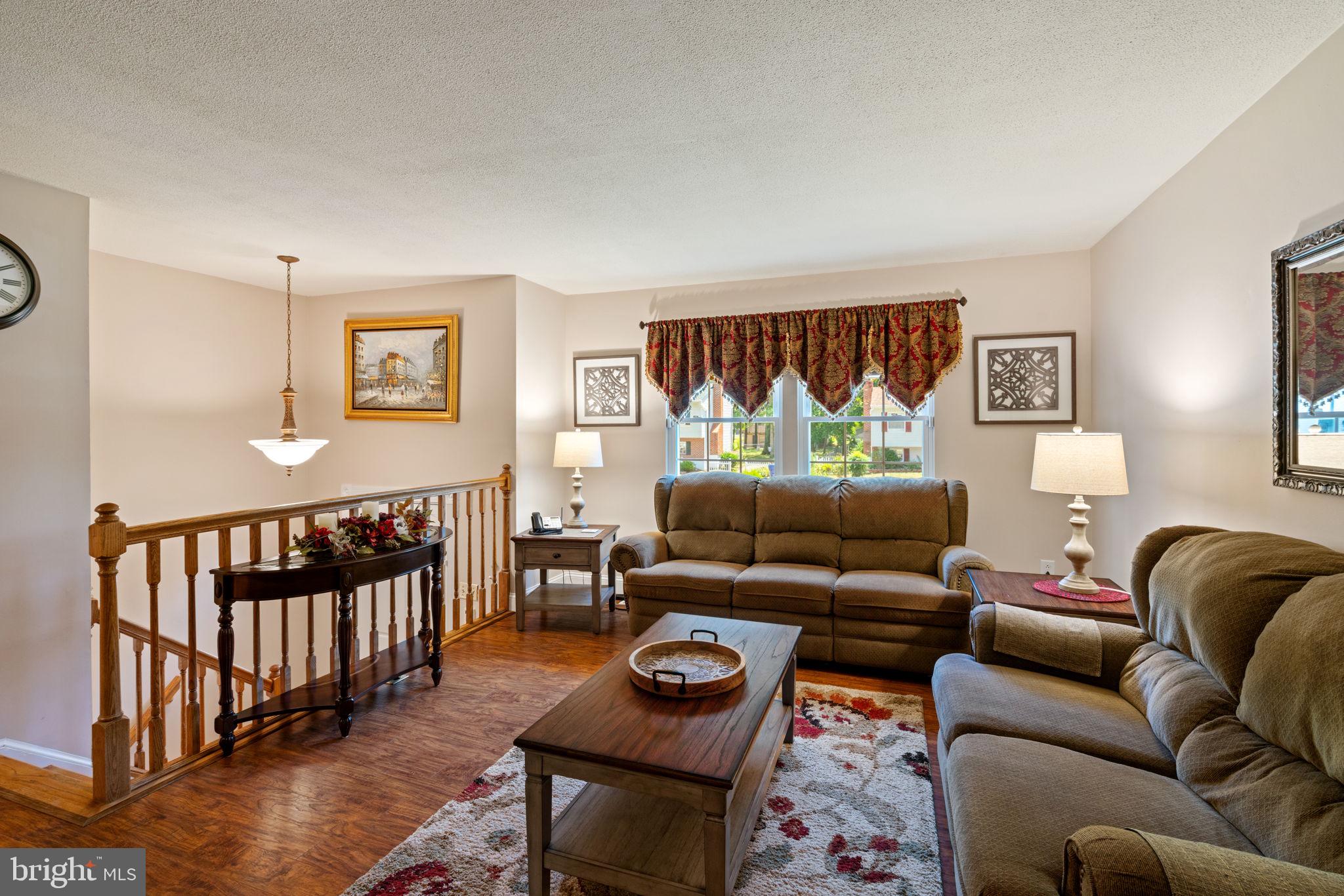 POINT OF WOODS - Residential