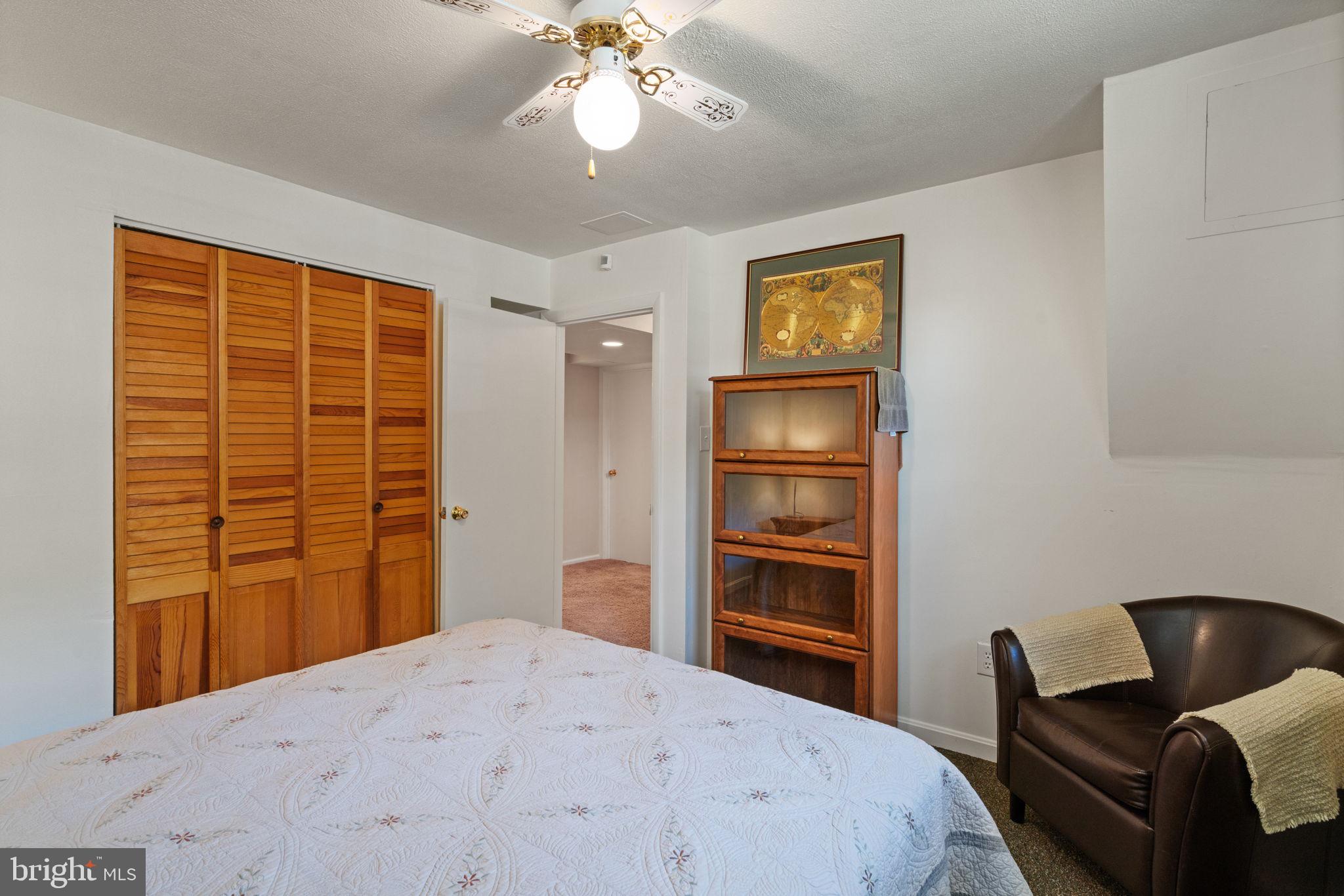 POINT OF WOODS - Residential