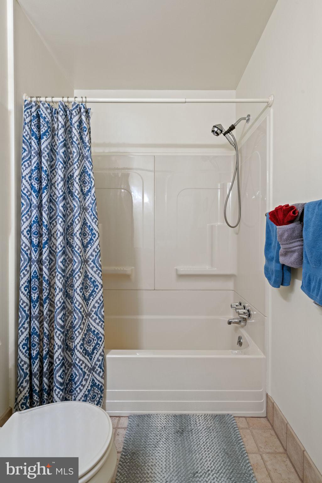 POINT OF WOODS - Residential