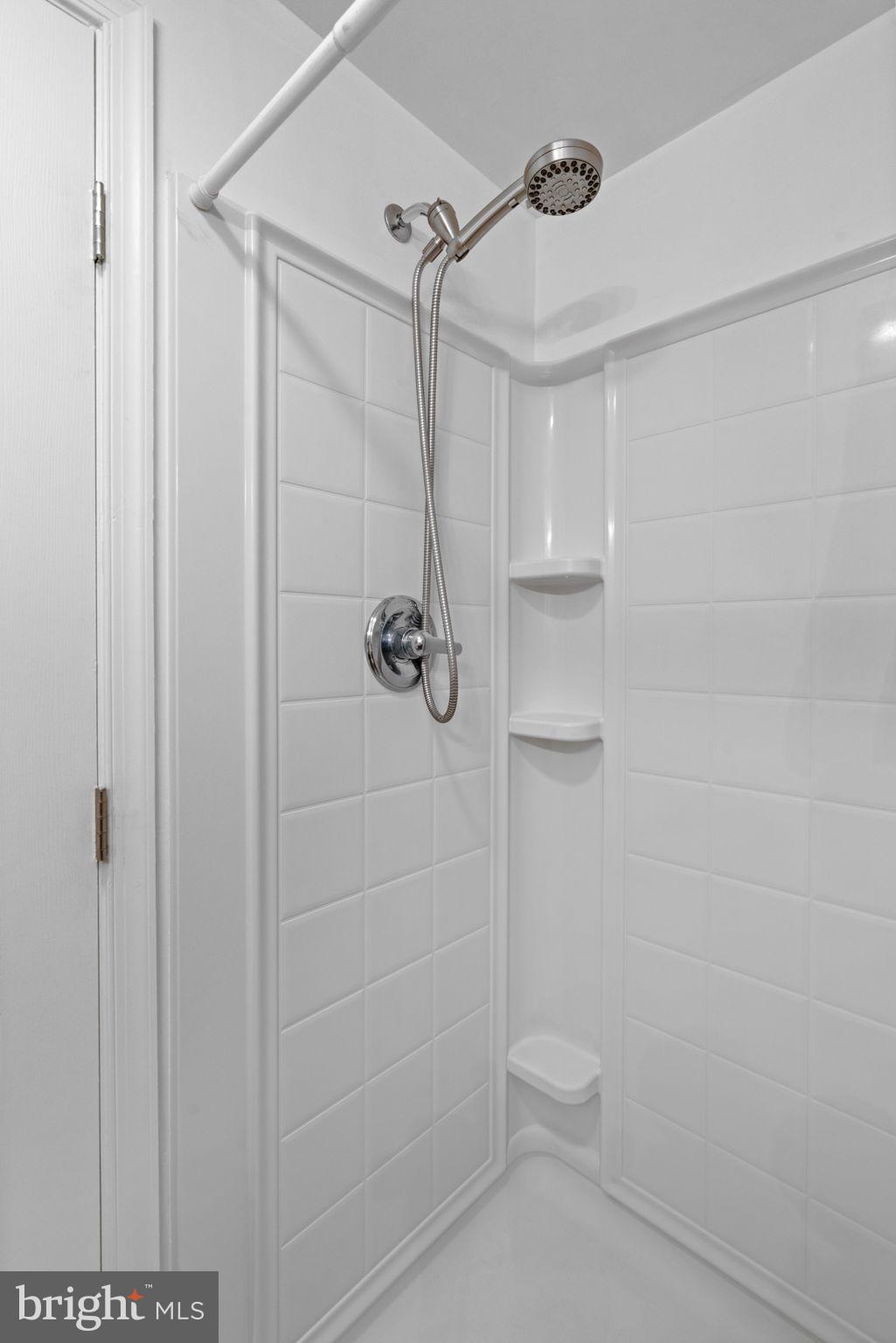 POINT OF WOODS - Residential