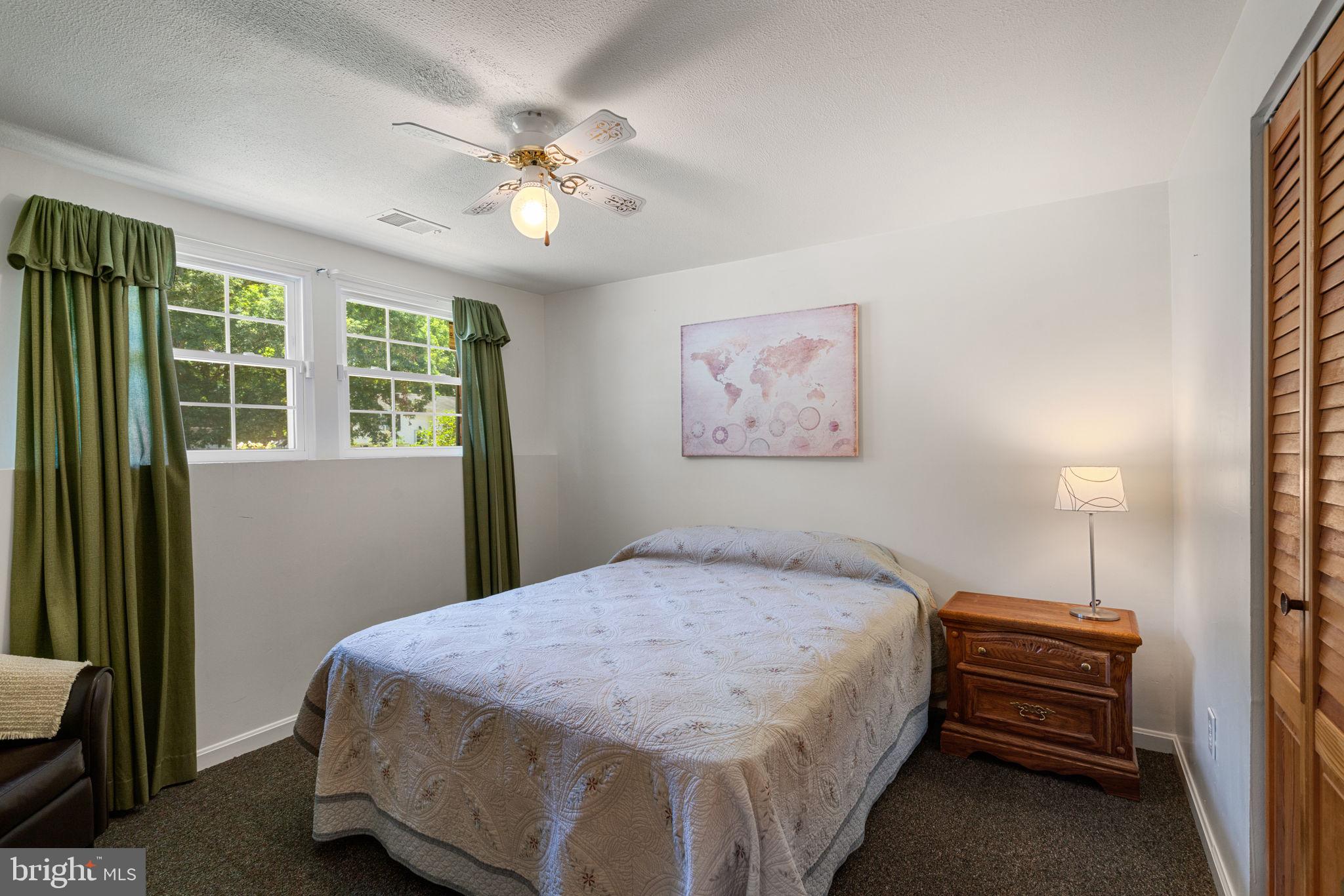 POINT OF WOODS - Residential