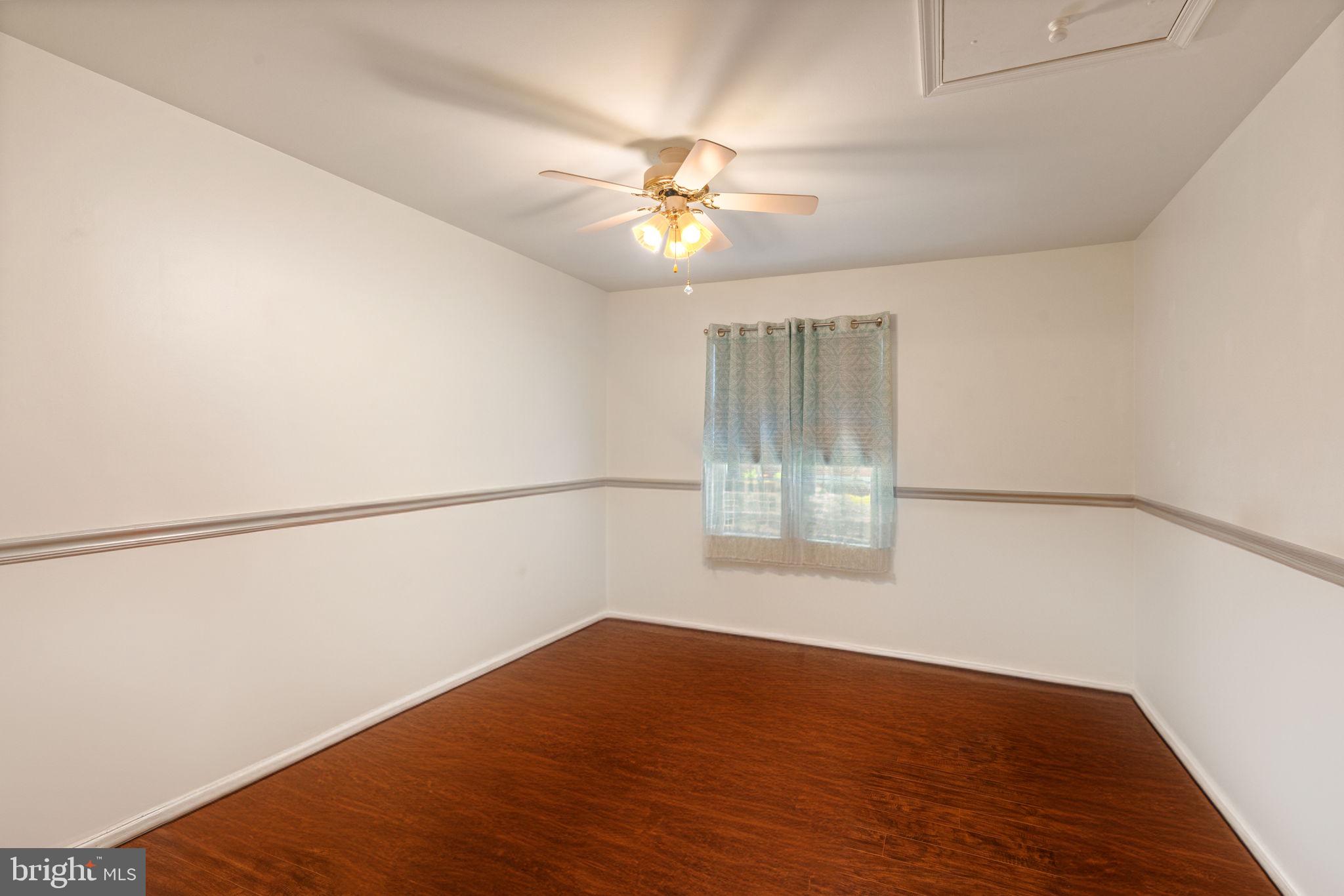 POINT OF WOODS - Residential