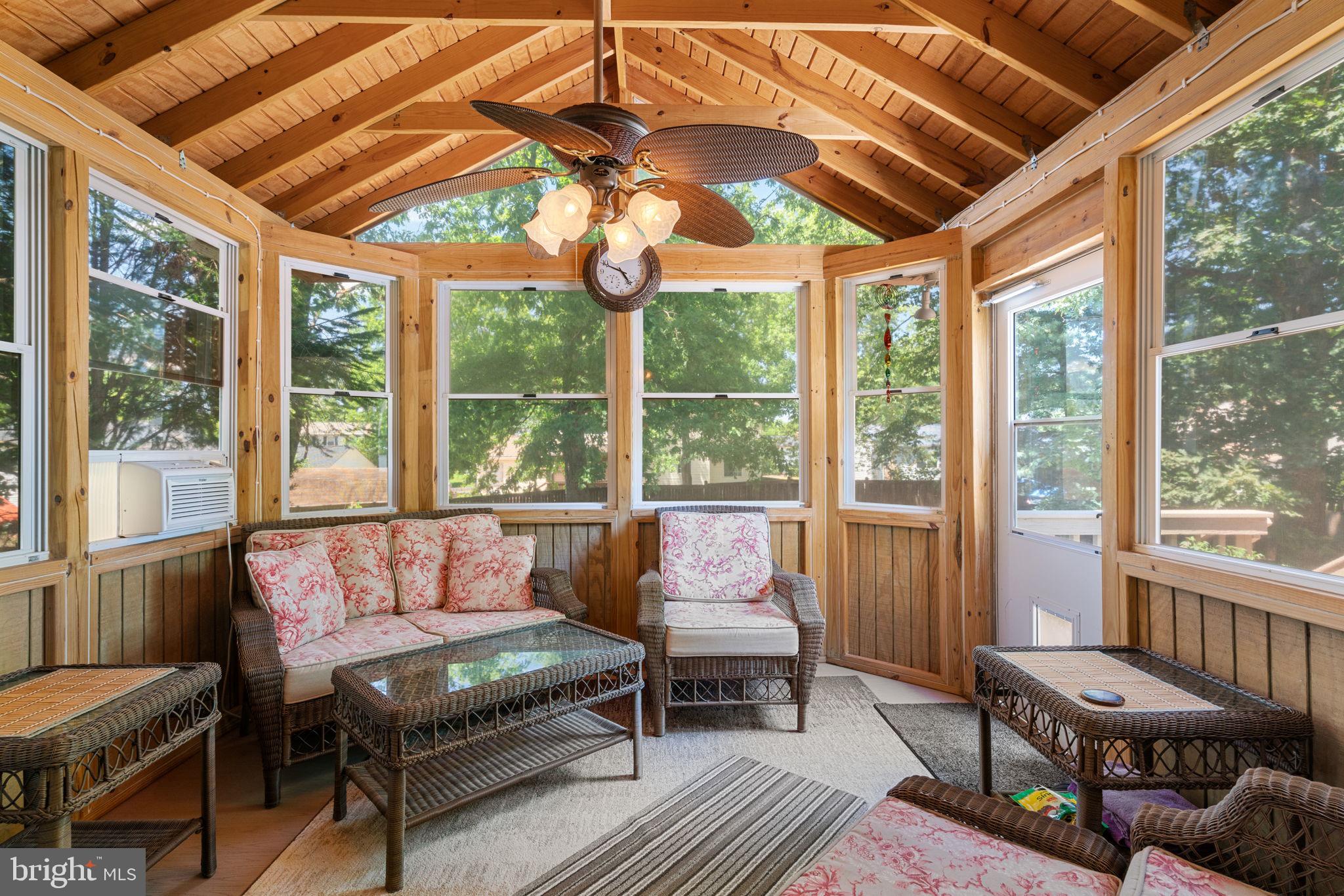 POINT OF WOODS - Residential