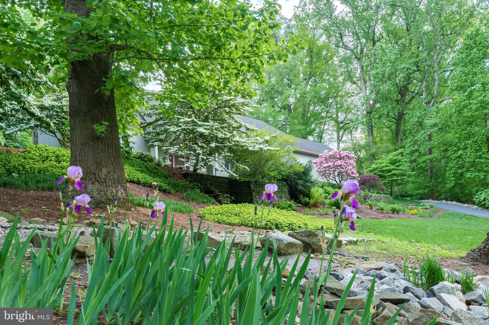 18 BEETHOVEN DRIVE