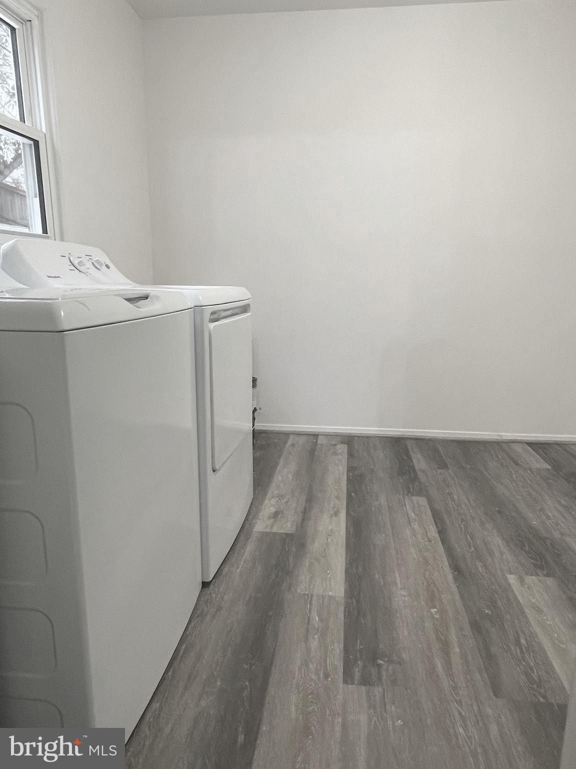 STRAWBERRY HILL EST SUB - Residential