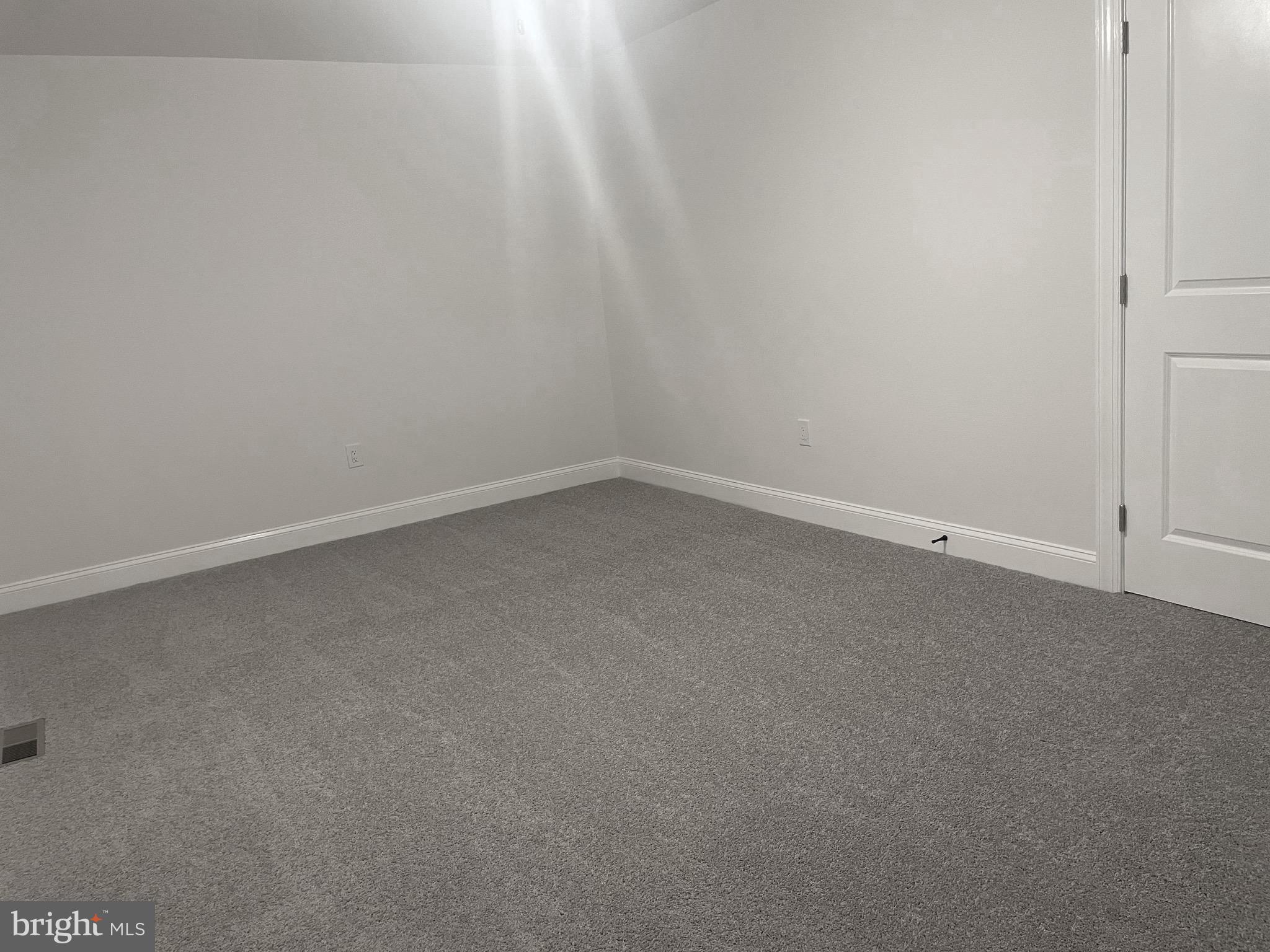 STRAWBERRY HILL EST SUB - Residential