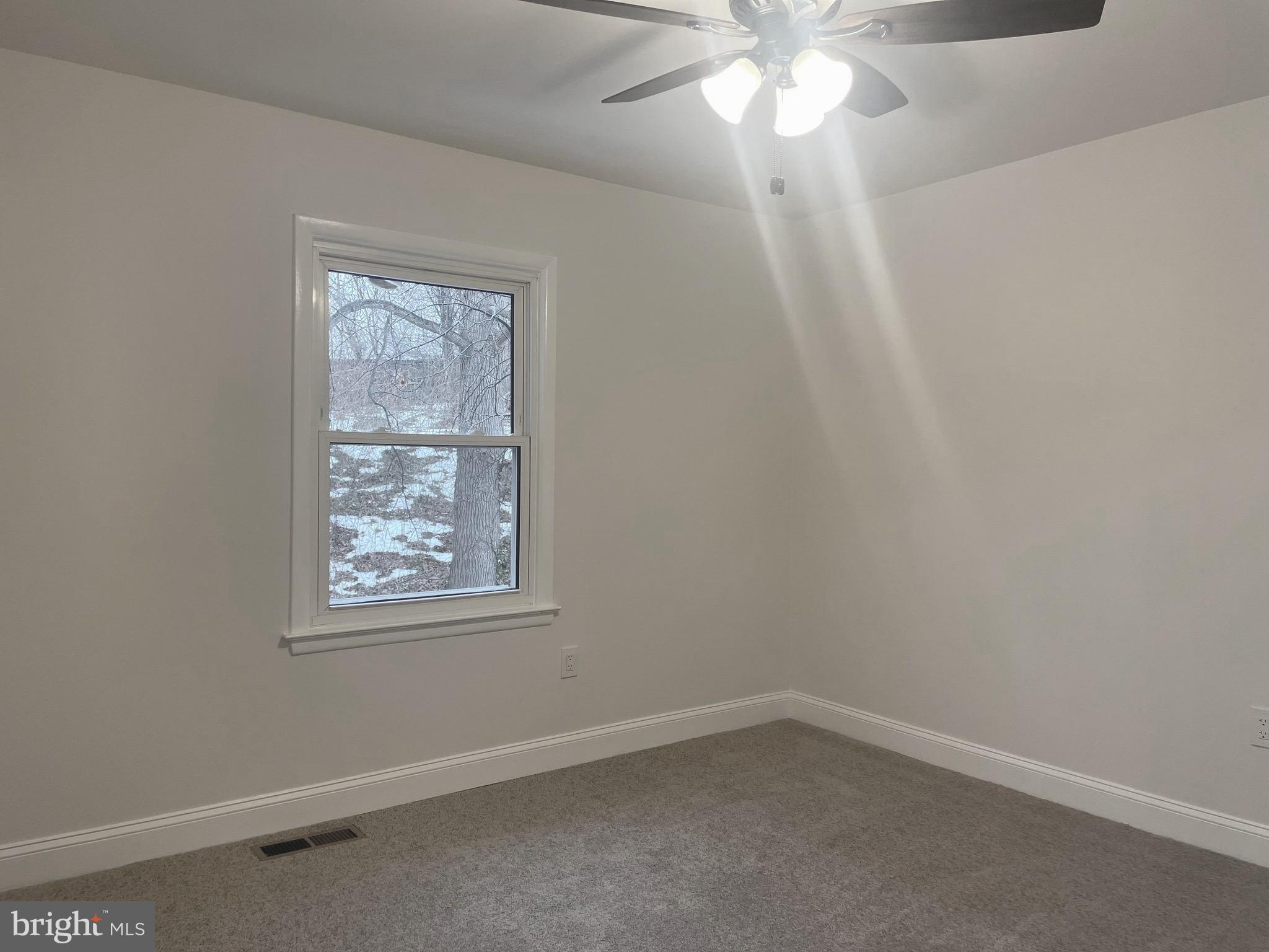 STRAWBERRY HILL EST SUB - Residential