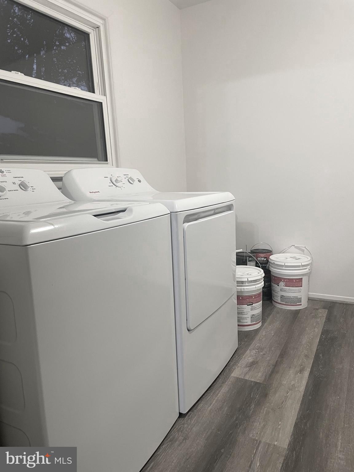 STRAWBERRY HILL EST SUB - Residential