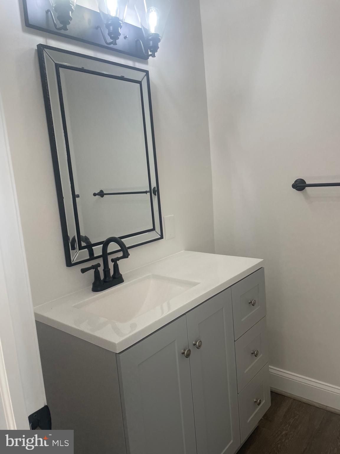 STRAWBERRY HILL EST SUB - Residential