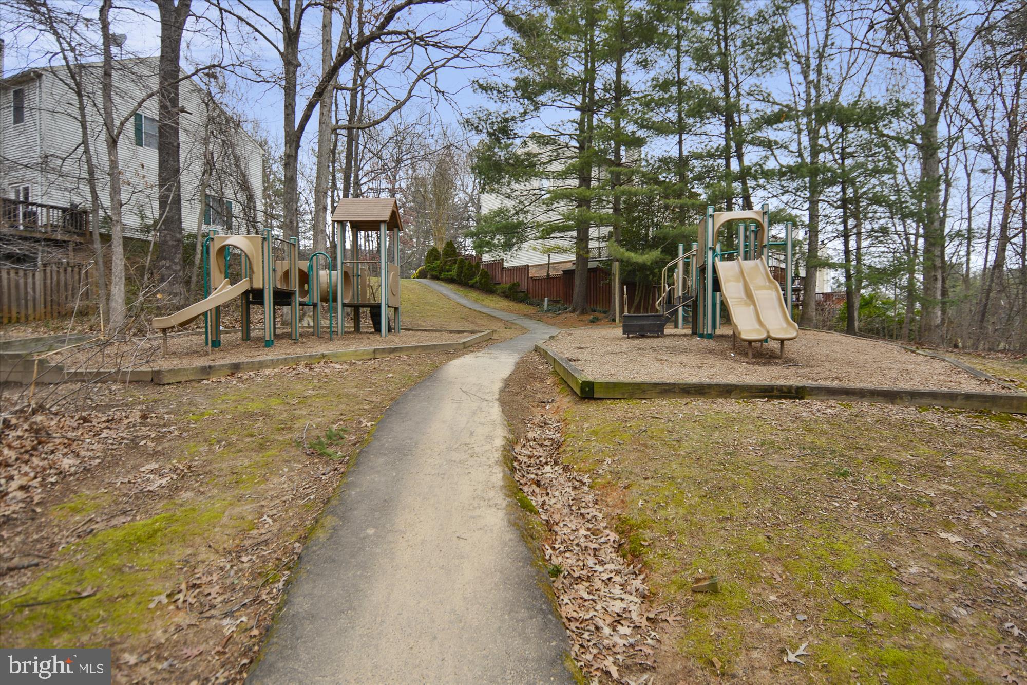 BURKE CENTRE CONSERVANCY - Residential Lease