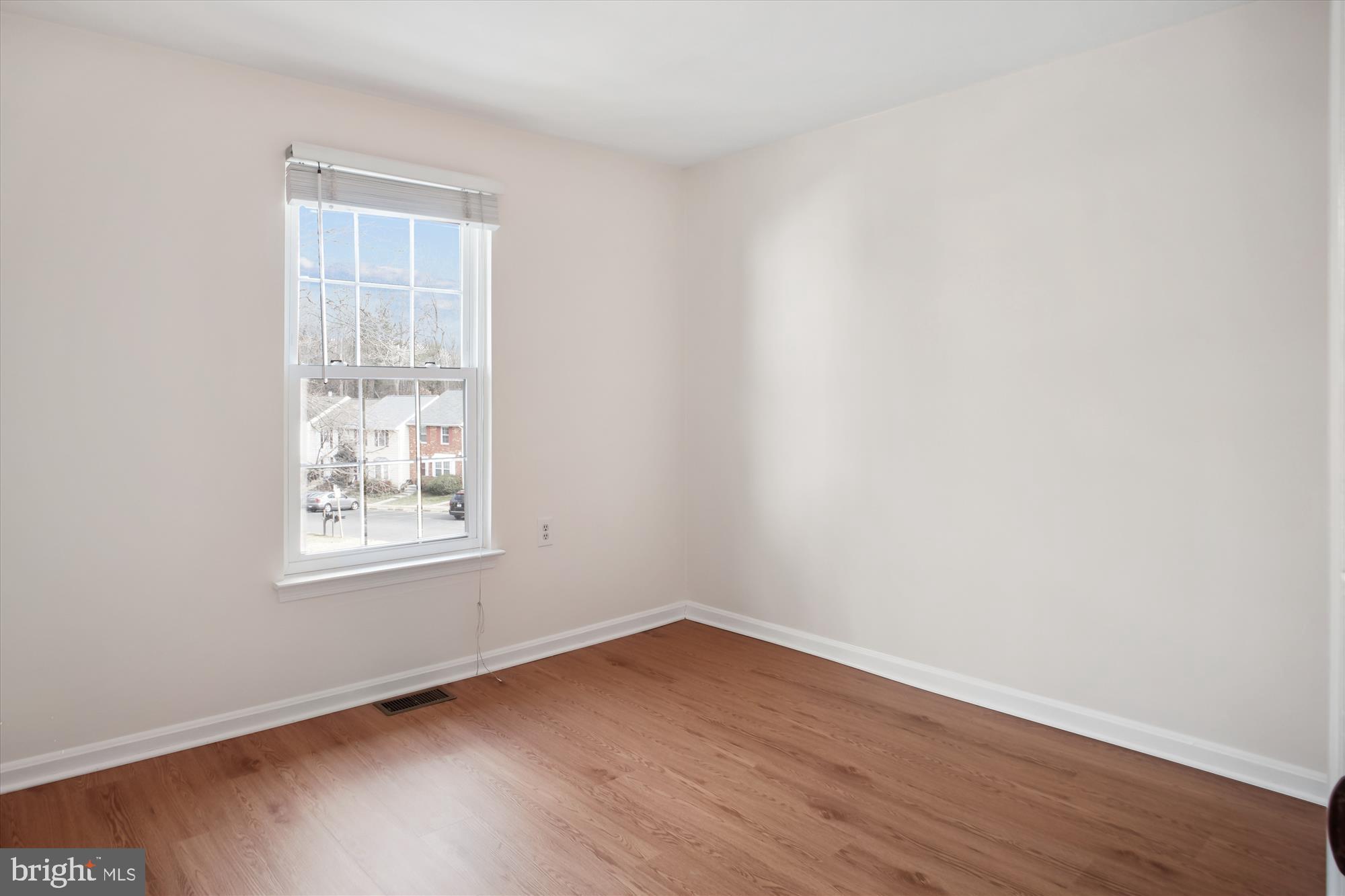 BURKE CENTRE CONSERVANCY - Residential Lease