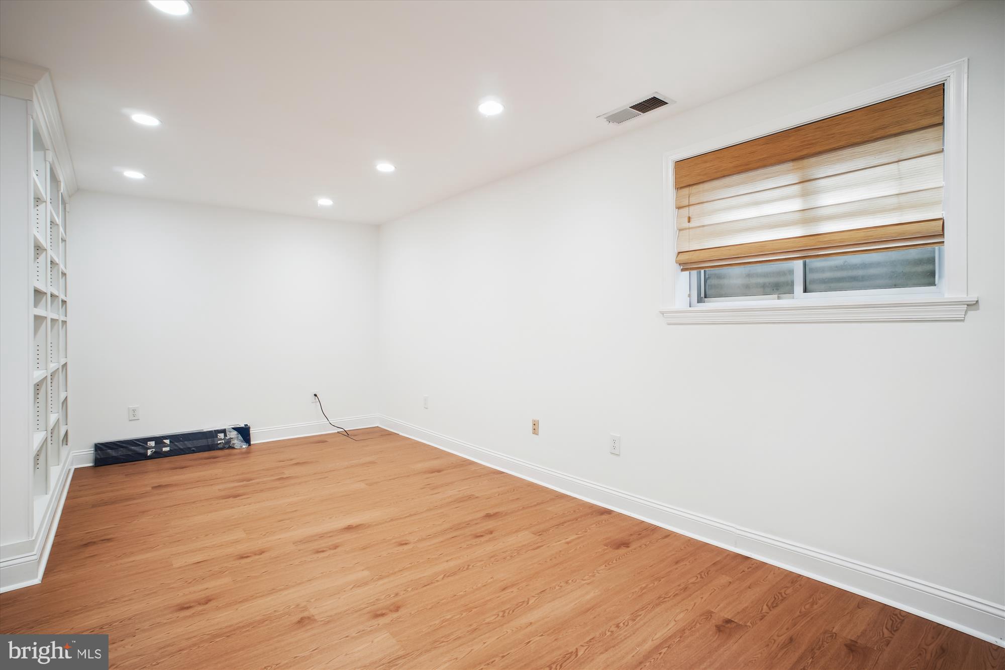 BURKE CENTRE CONSERVANCY - Residential Lease