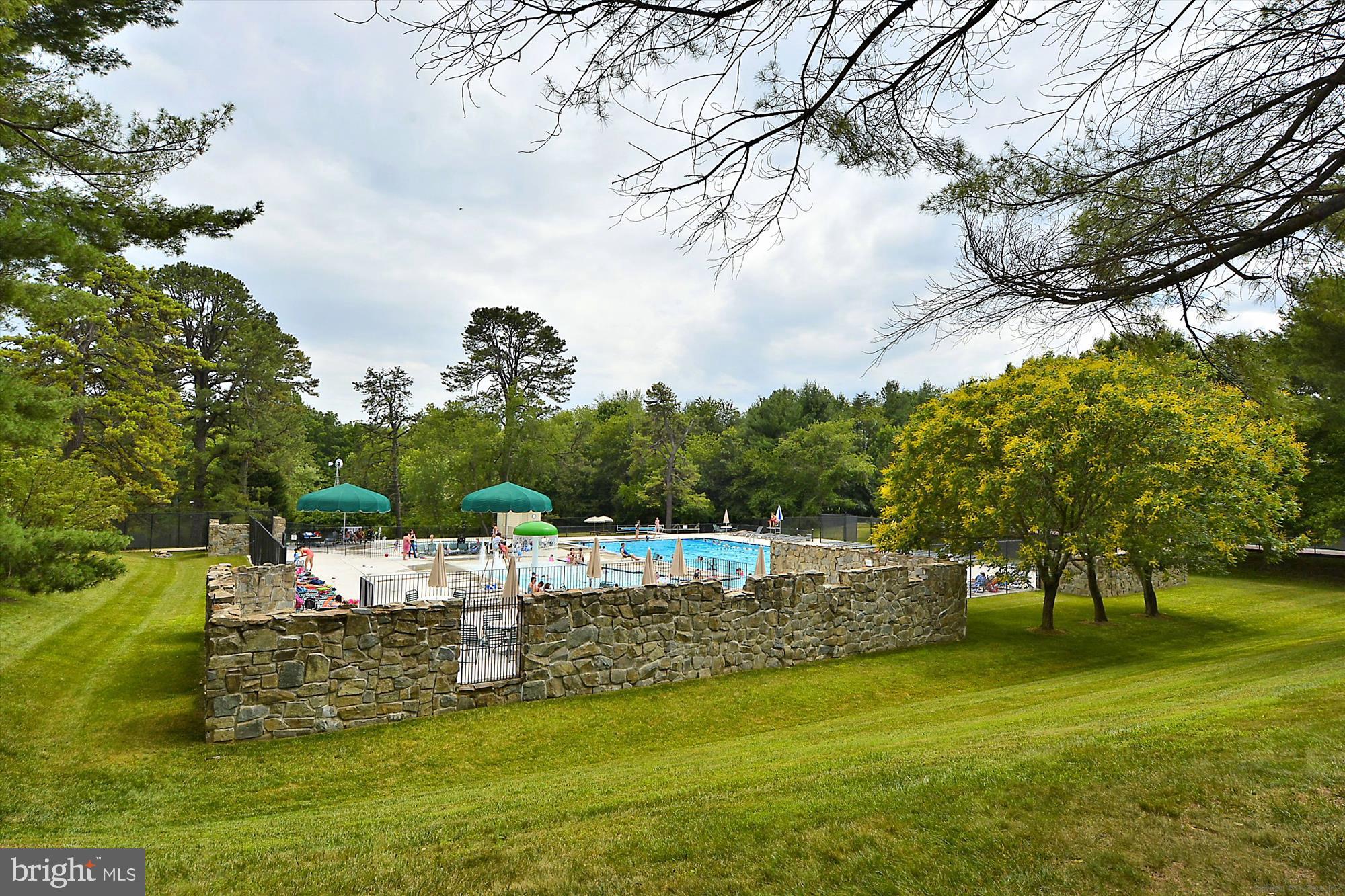 BURKE CENTRE CONSERVANCY - Residential Lease