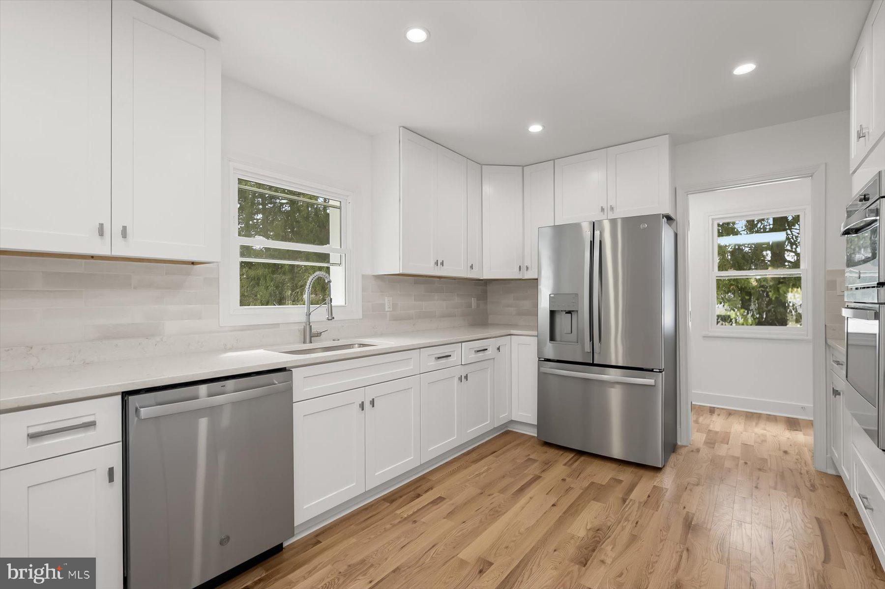 GLEN HILLS - Residential