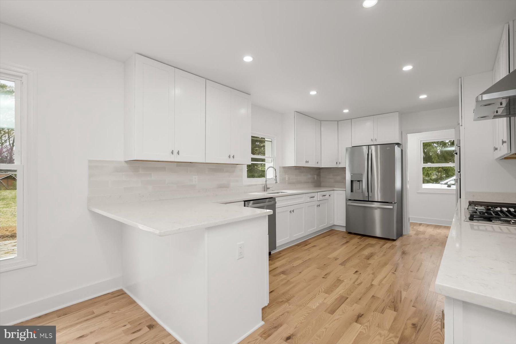 GLEN HILLS - Residential