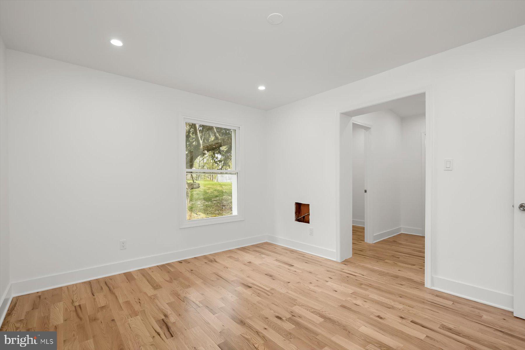 GLEN HILLS - Residential