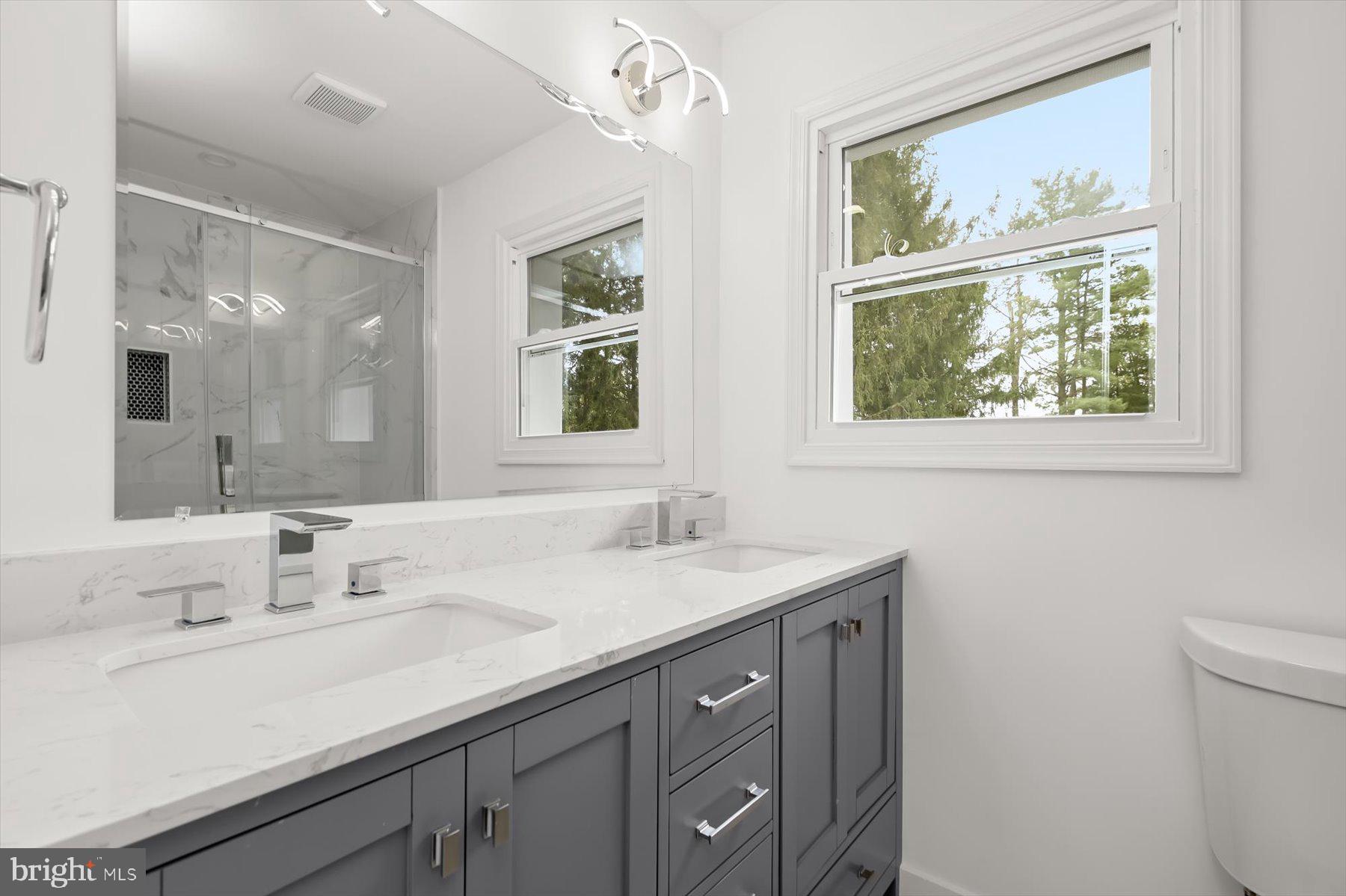 GLEN HILLS - Residential